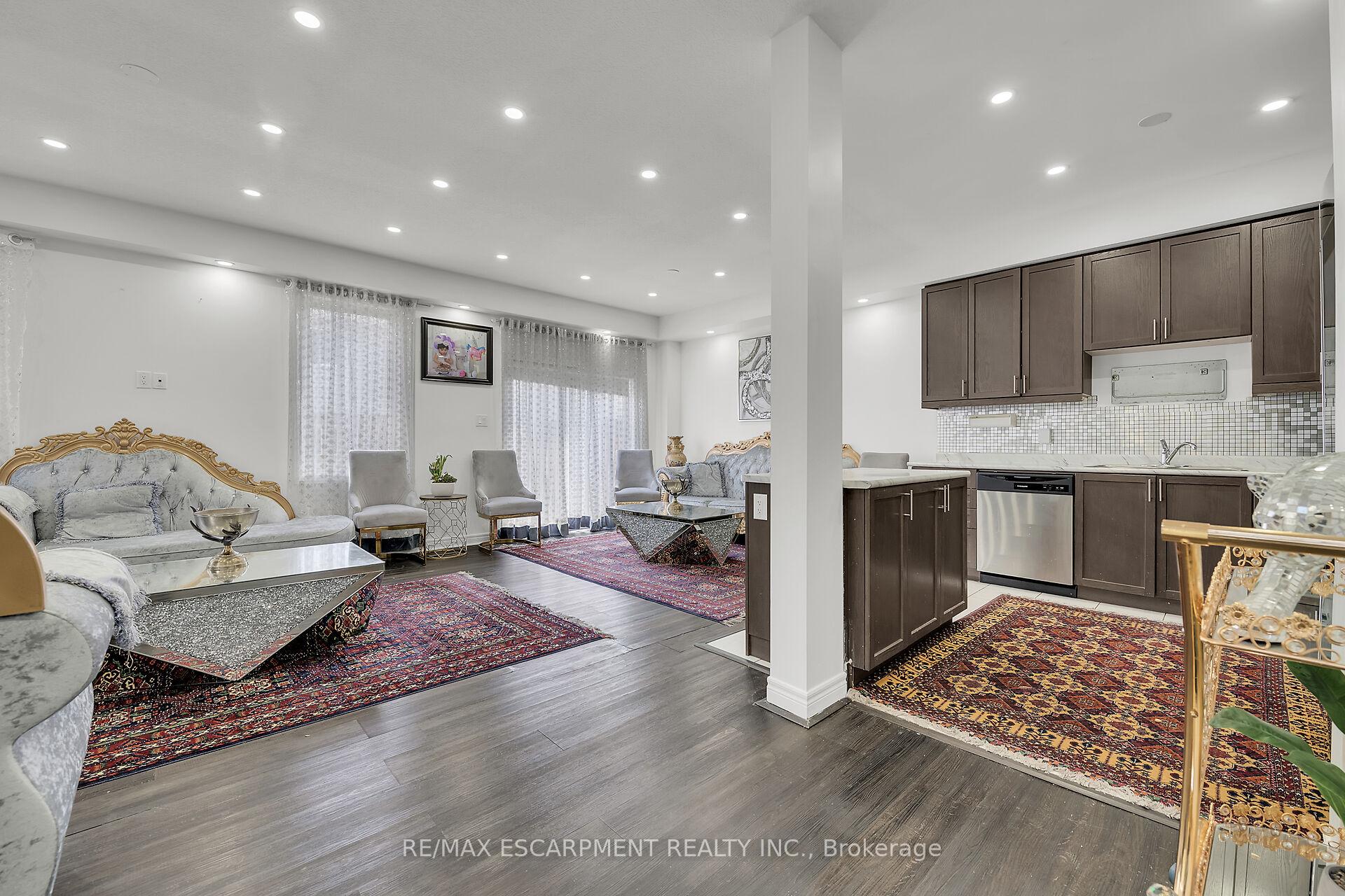 Photo 33 of 47 Sauvignon Crescent, Hamilton, Fruitland — HOMEH