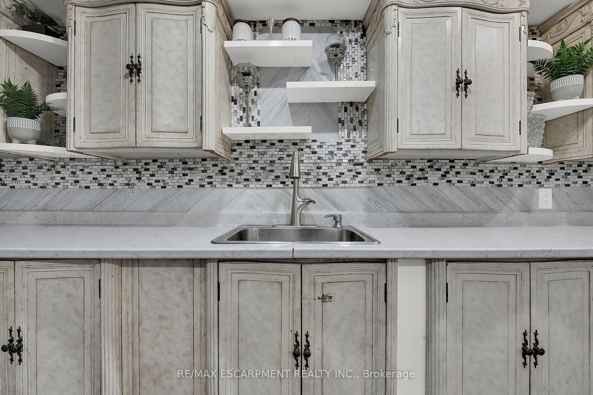 Photo 37 of 47 Sauvignon Crescent, Hamilton, Fruitland — HOMEH