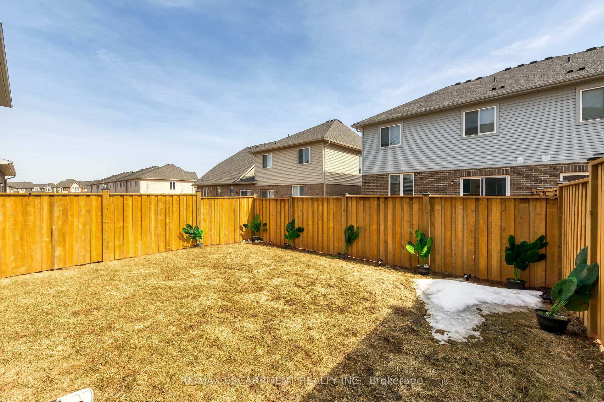 Photo 40 of 47 Sauvignon Crescent, Hamilton, Fruitland — HOMEH