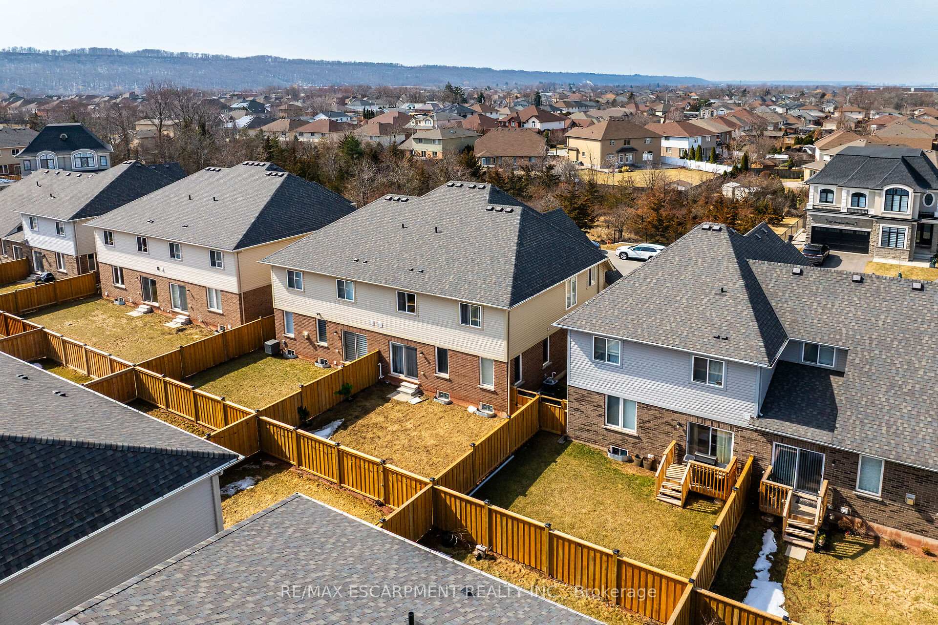 Photo 42 of 47 Sauvignon Crescent, Hamilton, Fruitland — HOMEH