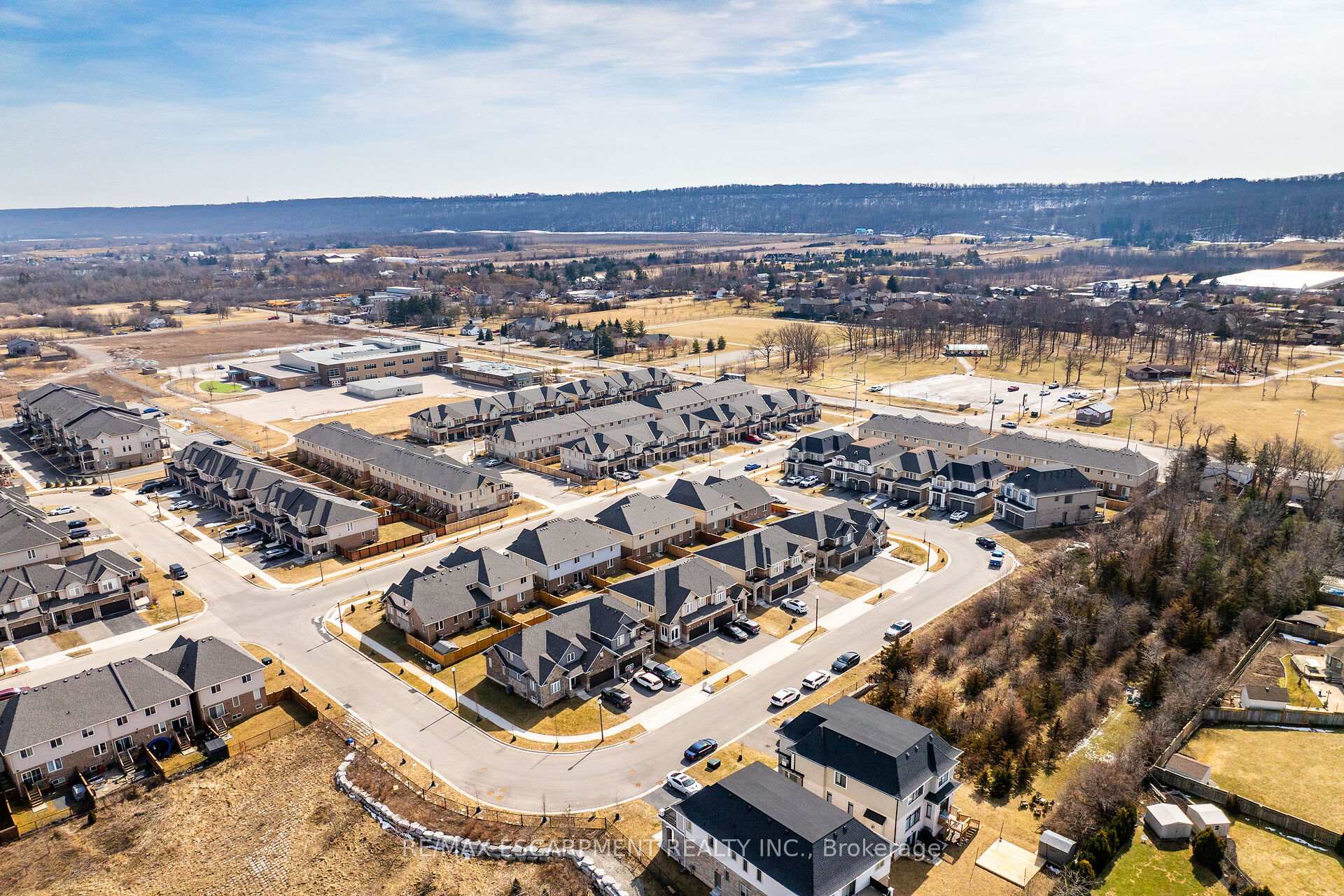 Photo 43 of 47 Sauvignon Crescent, Hamilton, Fruitland — HOMEH