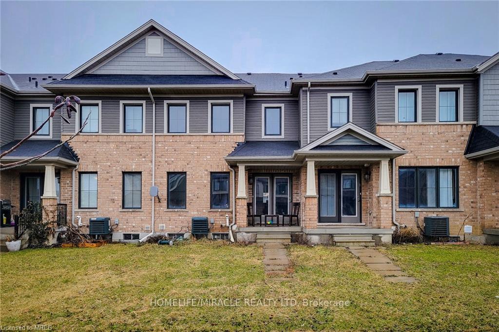 Photo 3 of 19 Sherway Street E, Hamilton, Stoney Creek Mountain — HOMEH