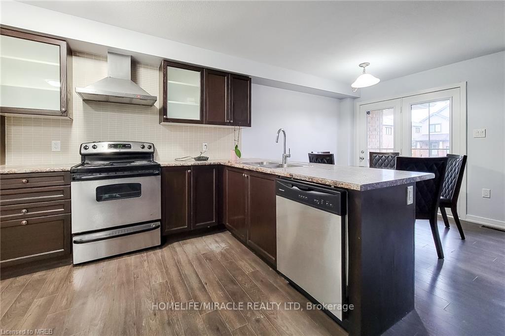 Photo 18 of 19 Sherway Street E, Hamilton, Stoney Creek Mountain — HOMEH