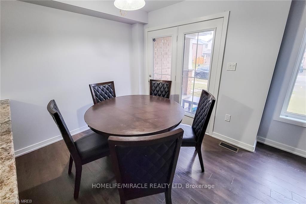 Photo 17 of 19 Sherway Street E, Hamilton, Stoney Creek Mountain — HOMEH