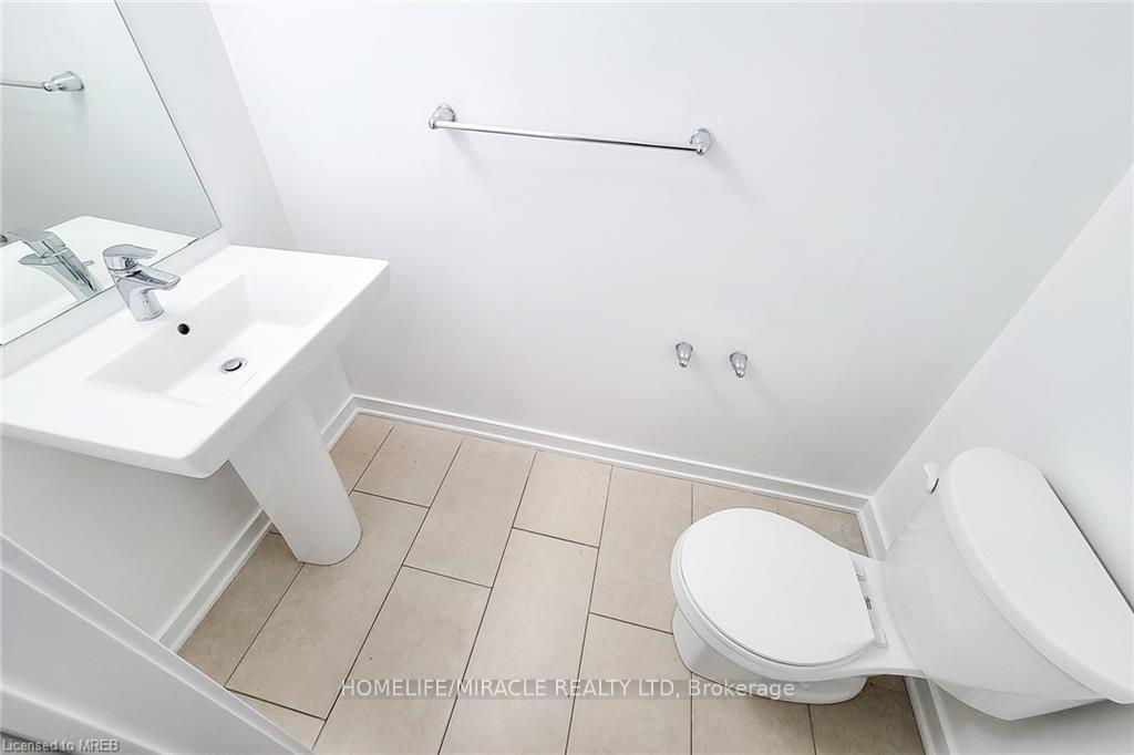 Photo 13 of 19 Sherway Street E, Hamilton, Stoney Creek Mountain — HOMEH