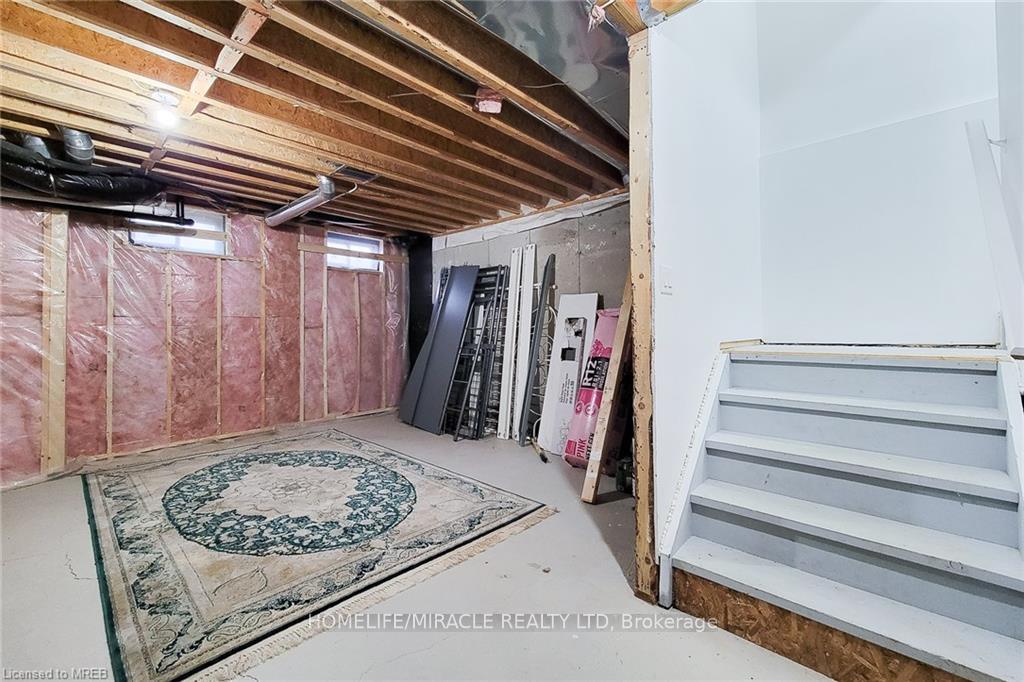 Photo 29 of 19 Sherway Street E, Hamilton, Stoney Creek Mountain — HOMEH