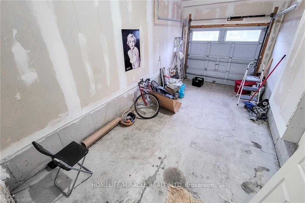 Photo 33 of 19 Sherway Street E, Hamilton, Stoney Creek Mountain — HOMEH