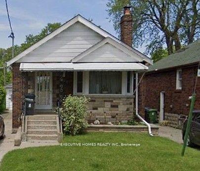 Photo 1 of 272 Floyd Avenue, Toronto, Danforth Village-East York — HOMEH