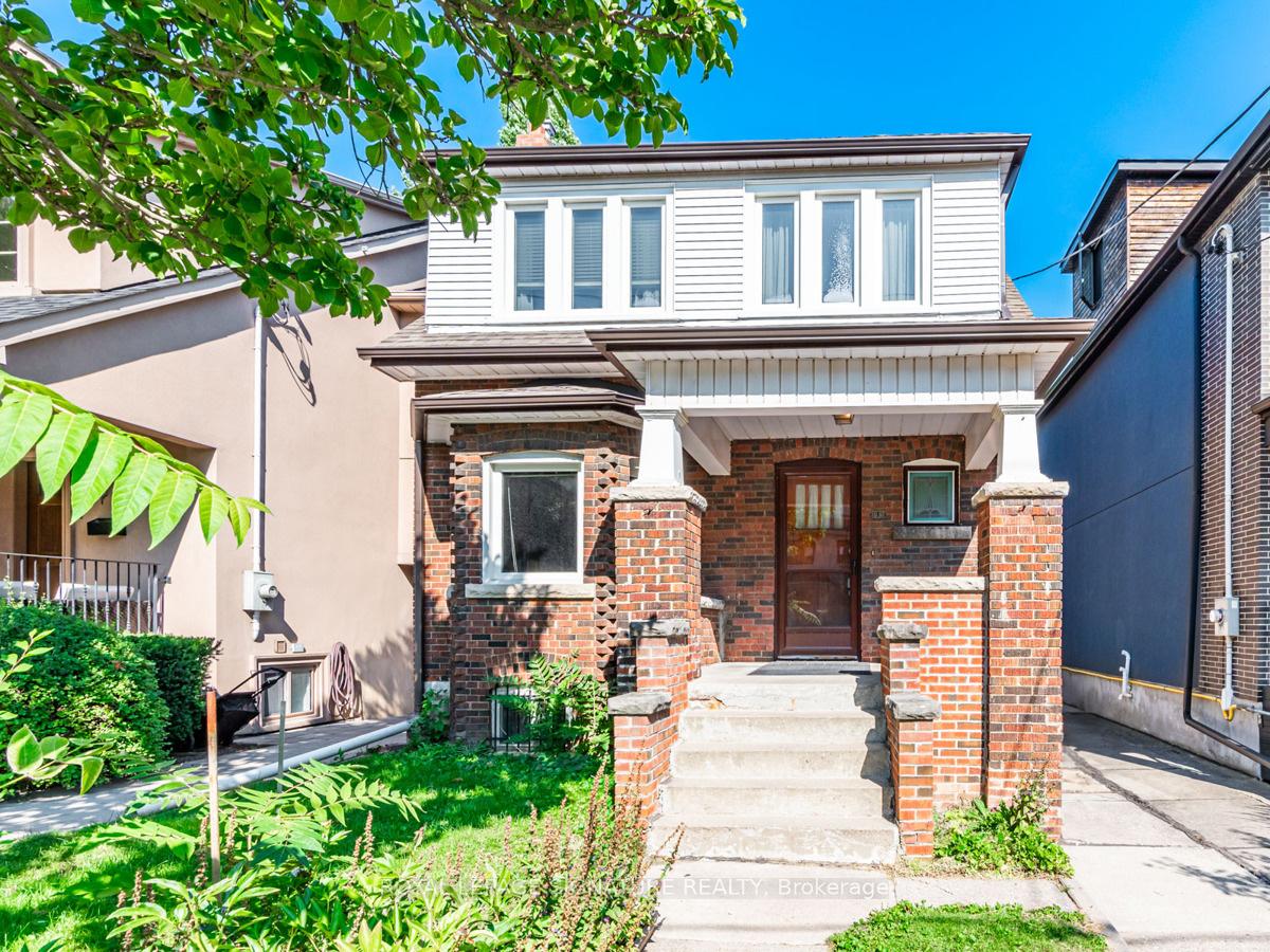 Front of 55 Pinewood Avenue
