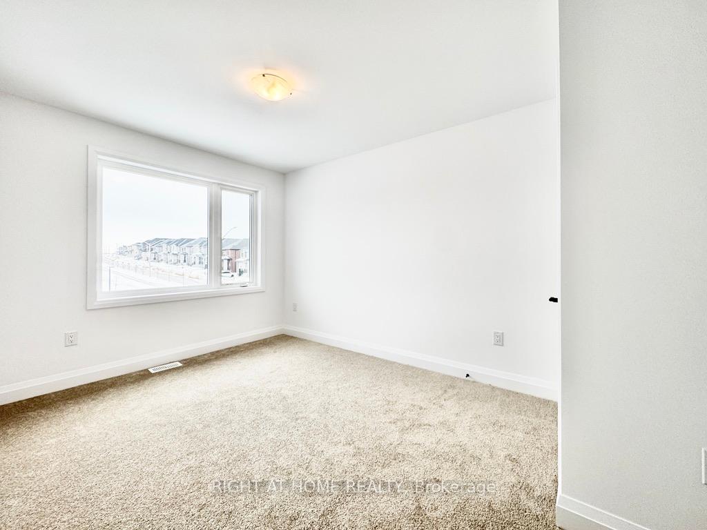Photo 13 of 45 Lally Terrace, Barrie, Rural Barrie Southeast — HOMEH