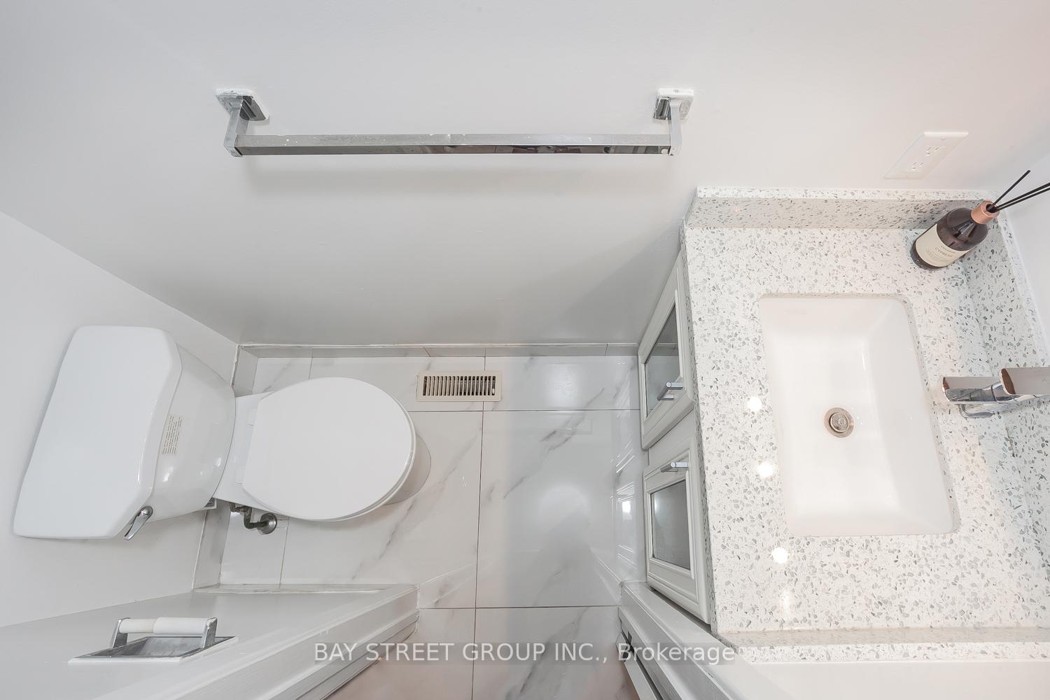 Photo 15 of 3 Upton Crescent, Markham, Milliken Mills West — HOMEH