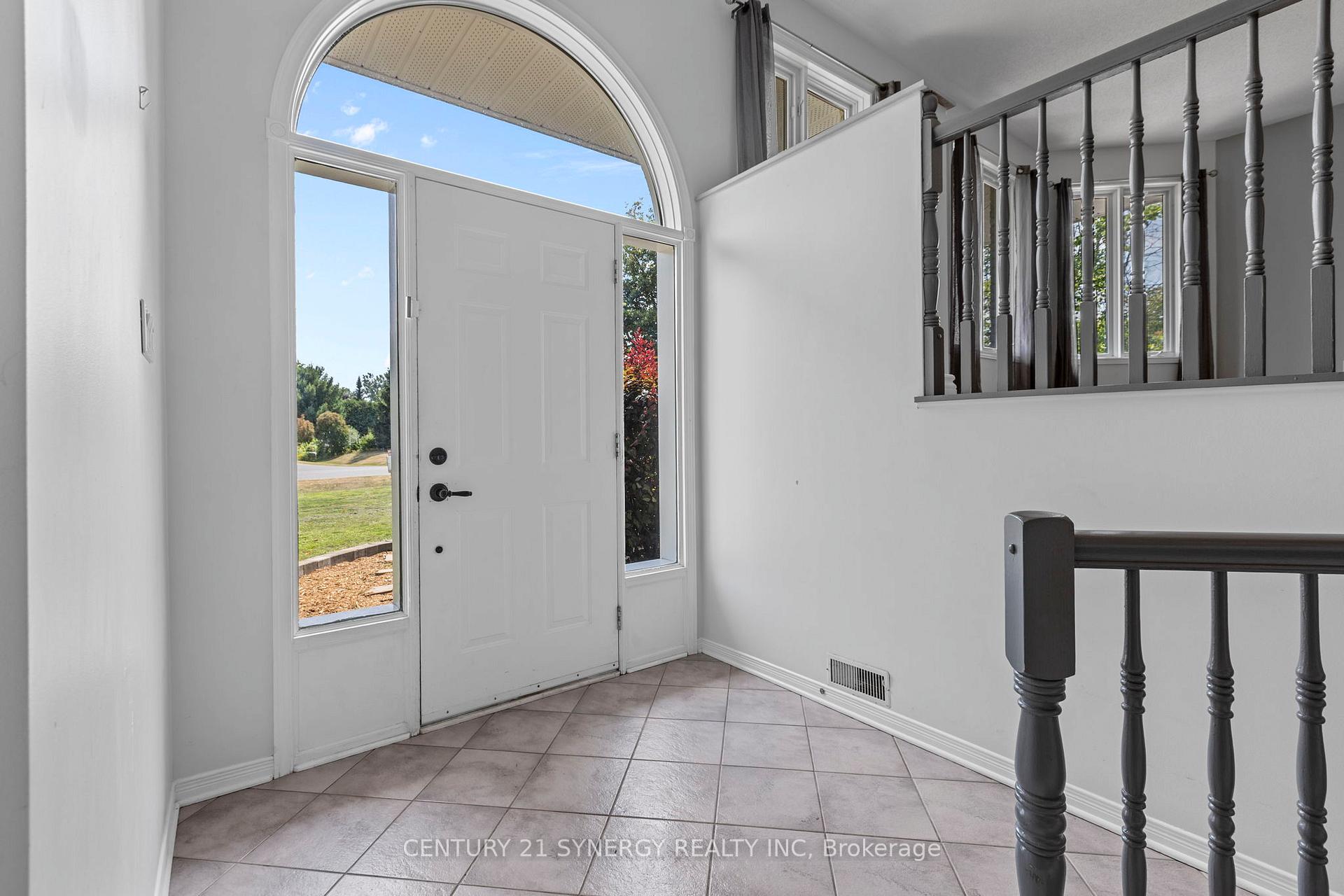 Photo 3 of 6709 Stanmore Street, Ottawa, Greely — HOMEH