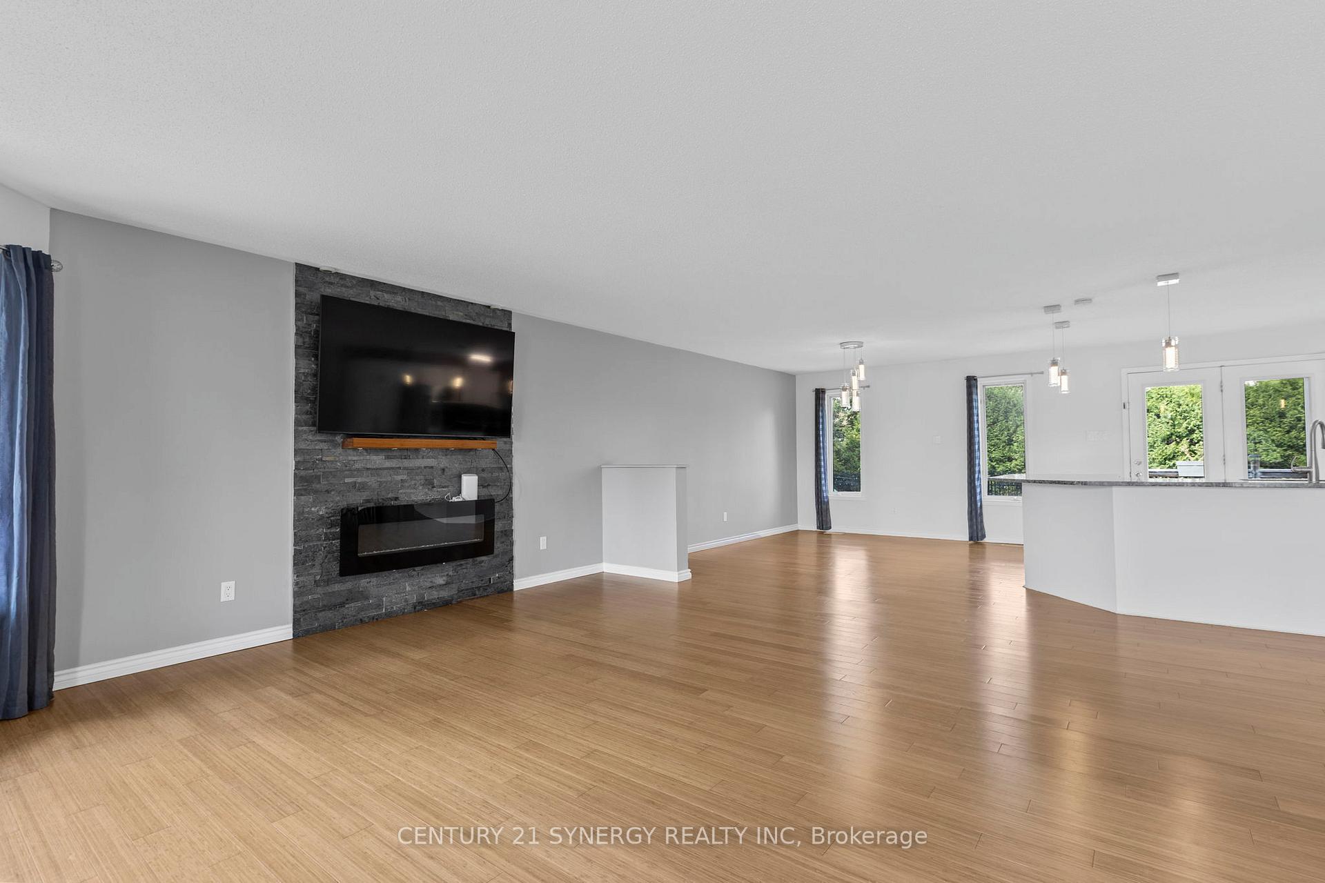Photo 8 of 6709 Stanmore Street, Ottawa, Greely — HOMEH
