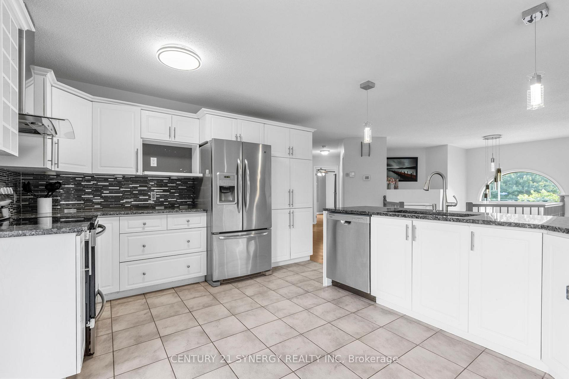 Photo 11 of 6709 Stanmore Street, Ottawa, Greely — HOMEH