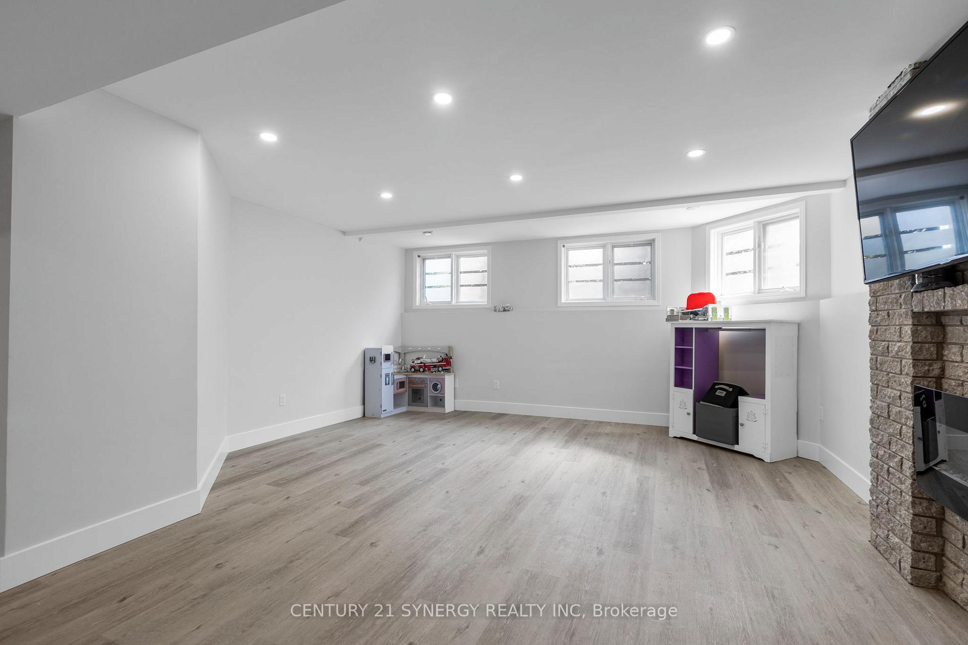 Photo 24 of 6709 Stanmore Street, Ottawa, Greely — HOMEH