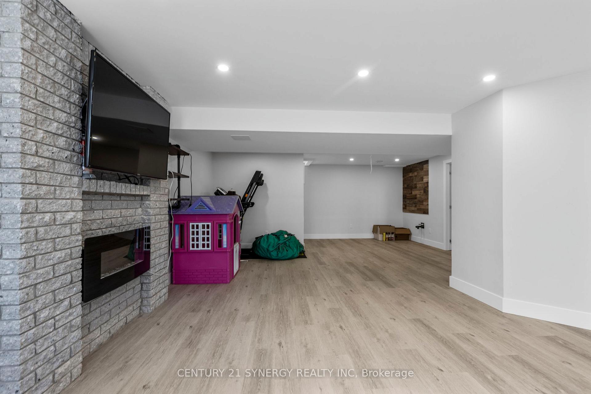 Photo 25 of 6709 Stanmore Street, Ottawa, Greely — HOMEH