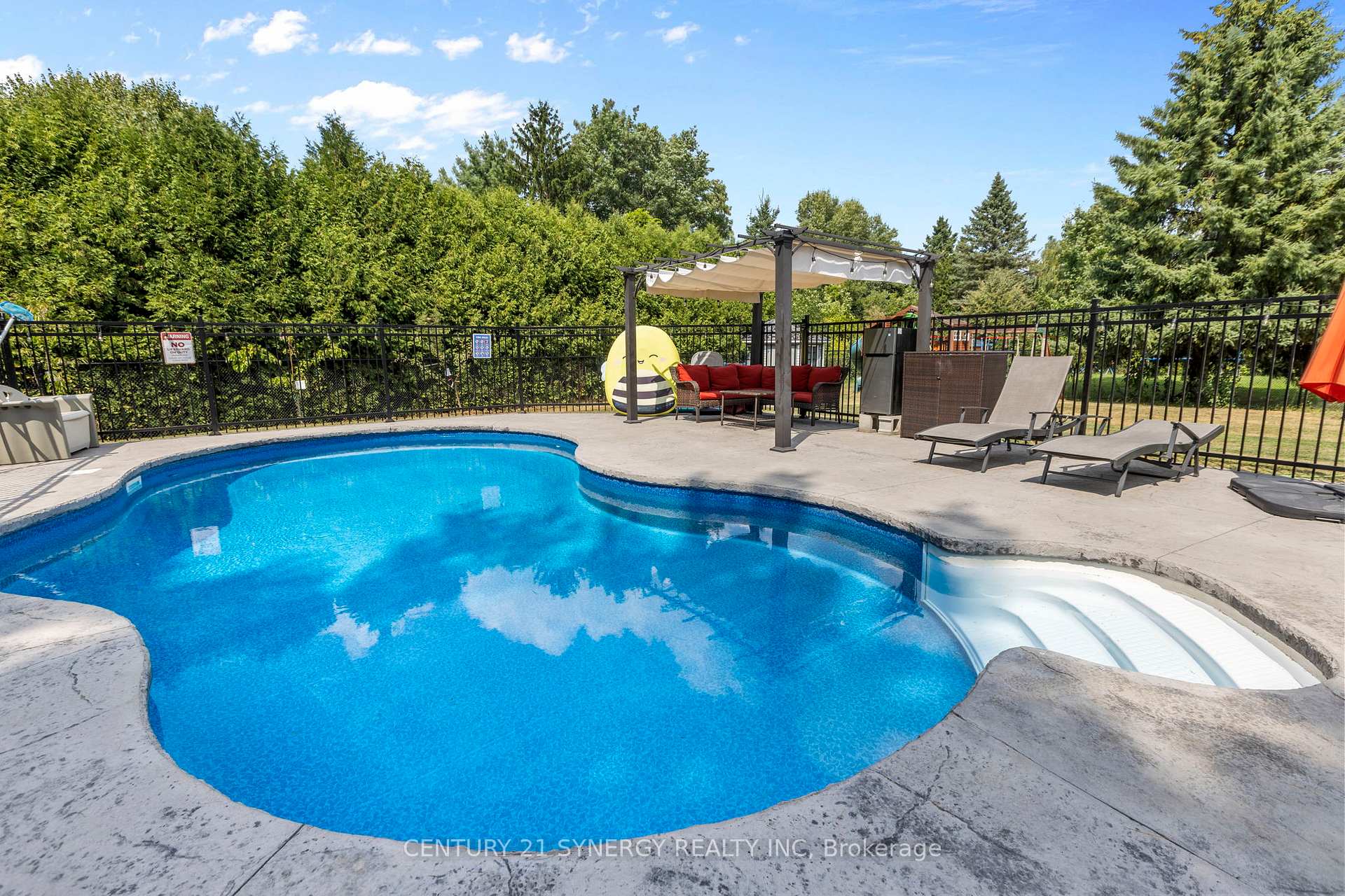 Photo 42 of 6709 Stanmore Street, Ottawa, Greely — HOMEH