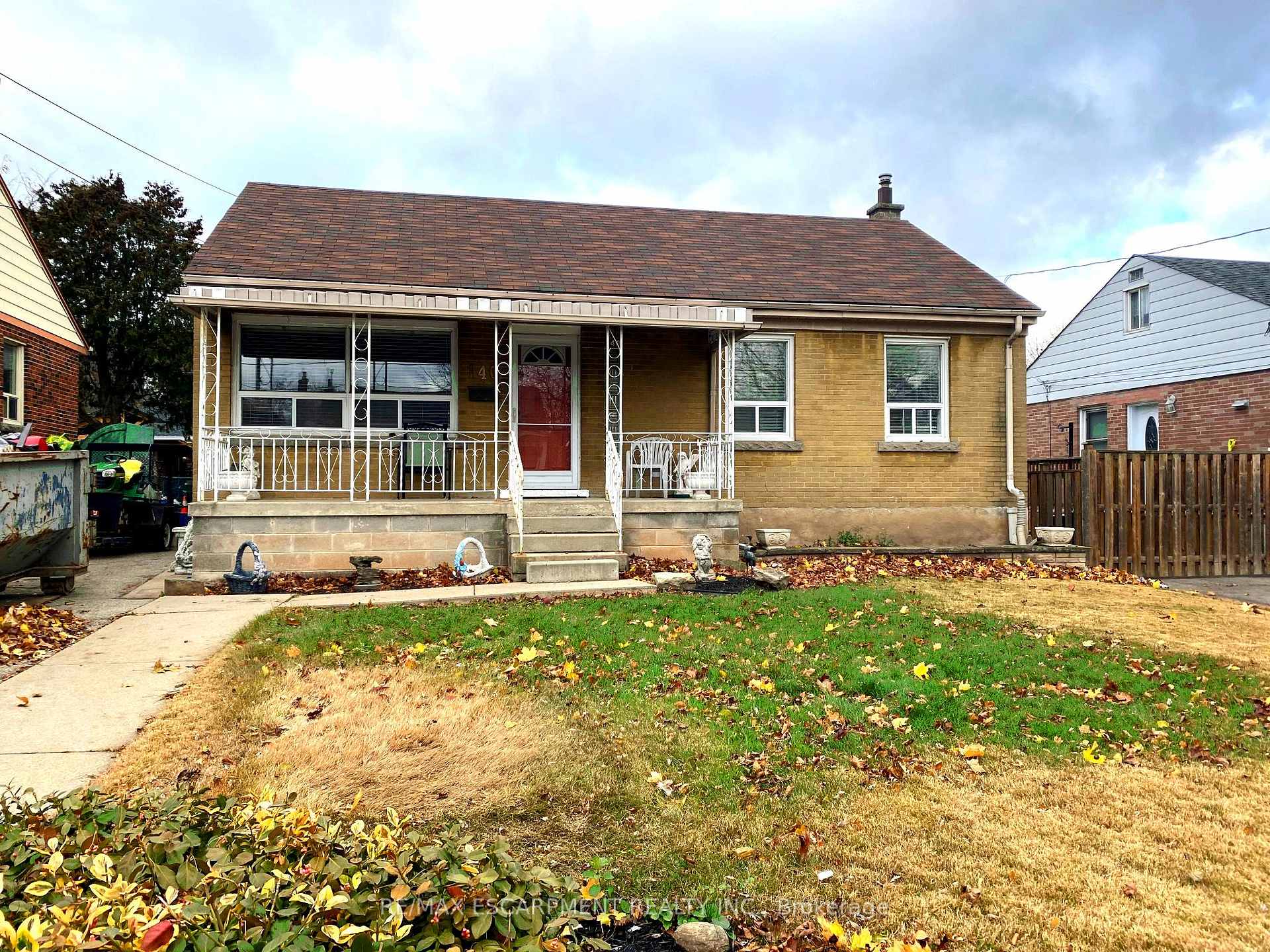Front of 140 Stewartdale Avenue