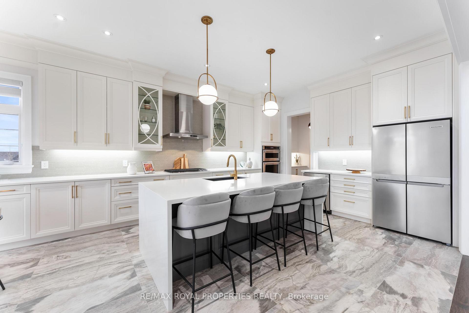 Photo 19 of 62 Endless Circle, Vaughan, Kleinburg — HOMEH