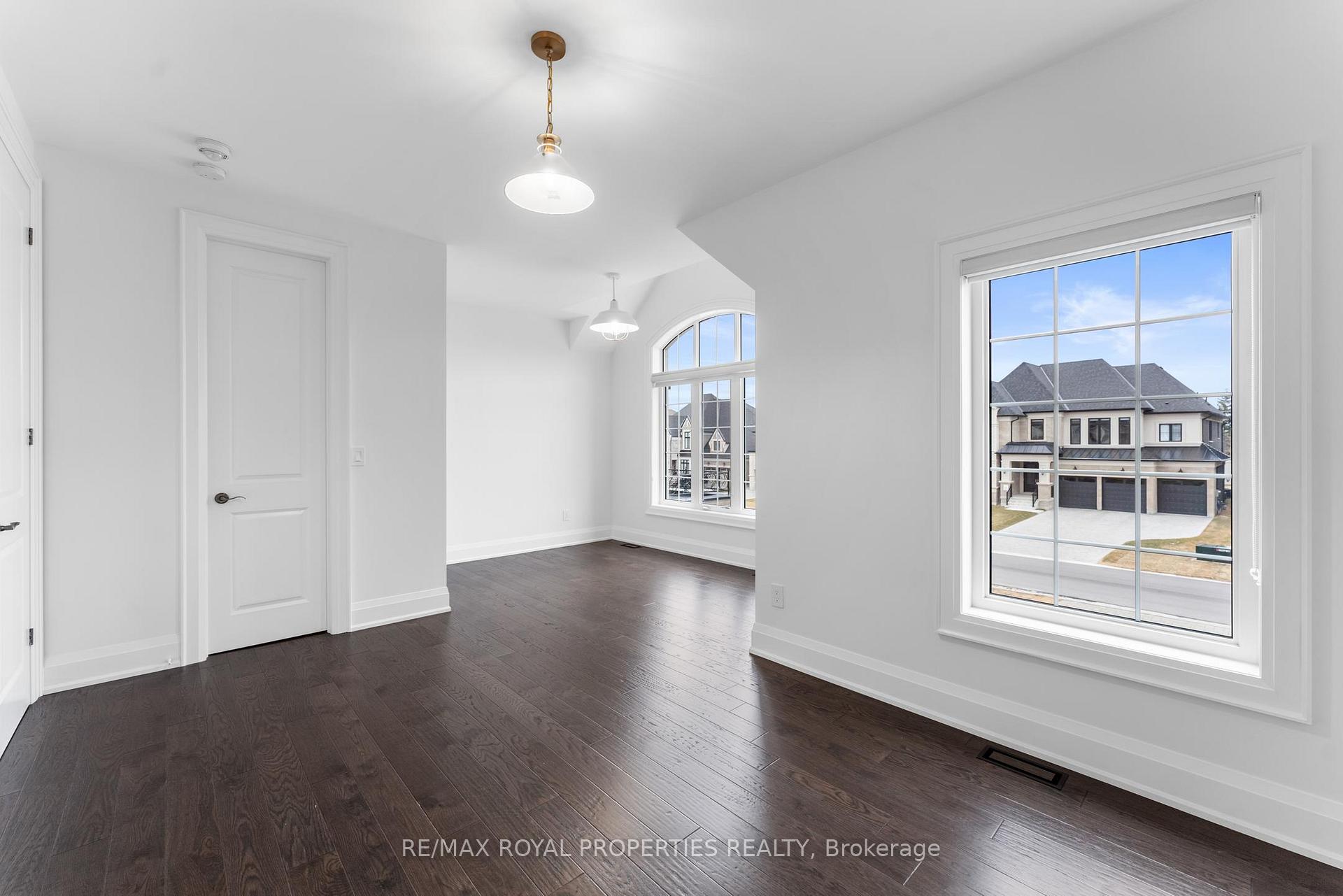 Photo 46 of 62 Endless Circle, Vaughan, Kleinburg — HOMEH