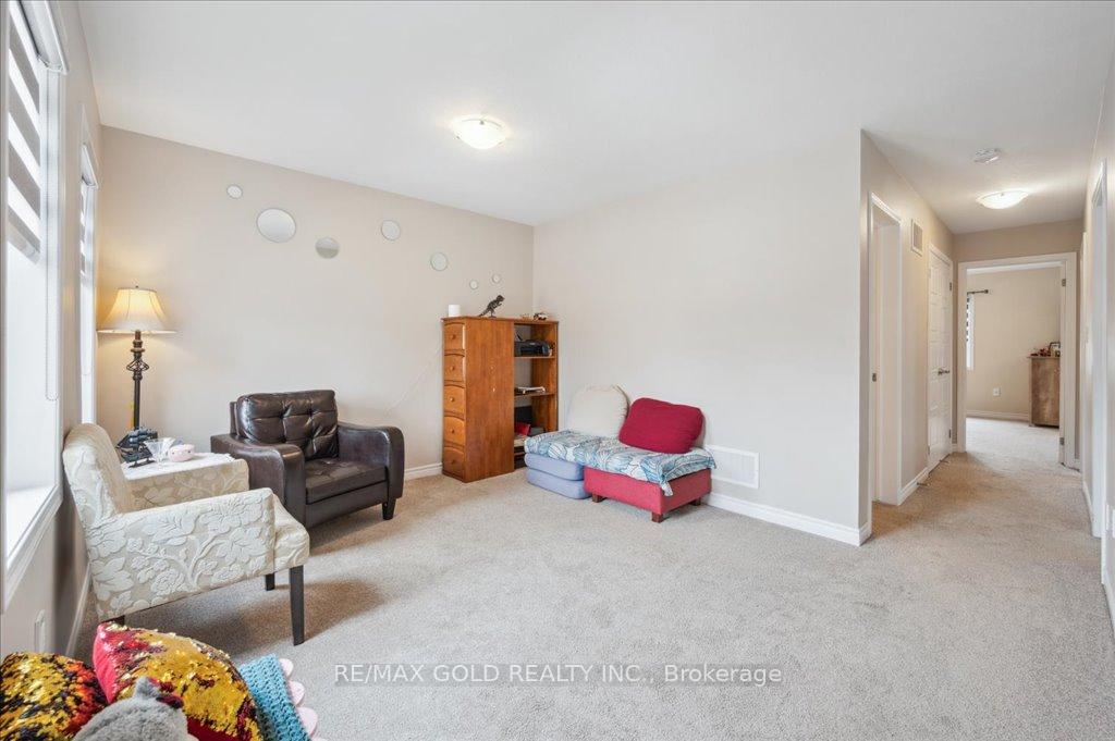 Photo 24 of 171 Ridge Road, Cambridge — HOMEH
