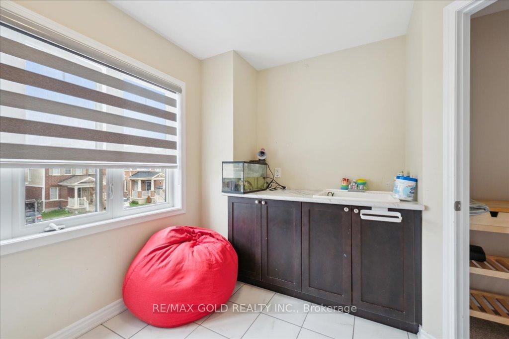Photo 33 of 171 Ridge Road, Cambridge — HOMEH