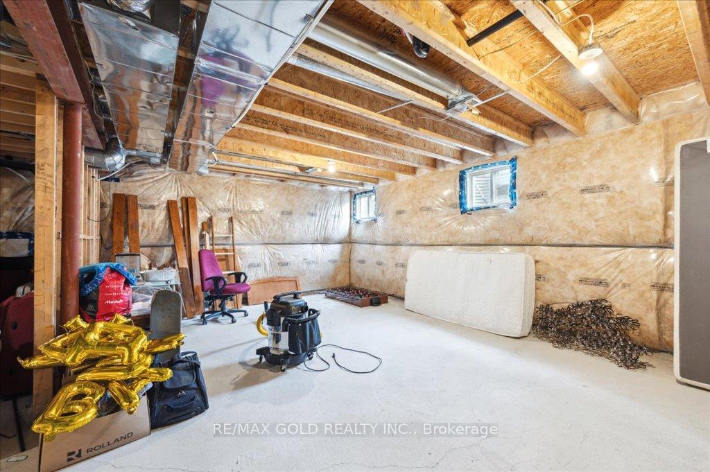 Photo 40 of 171 Ridge Road, Cambridge — HOMEH