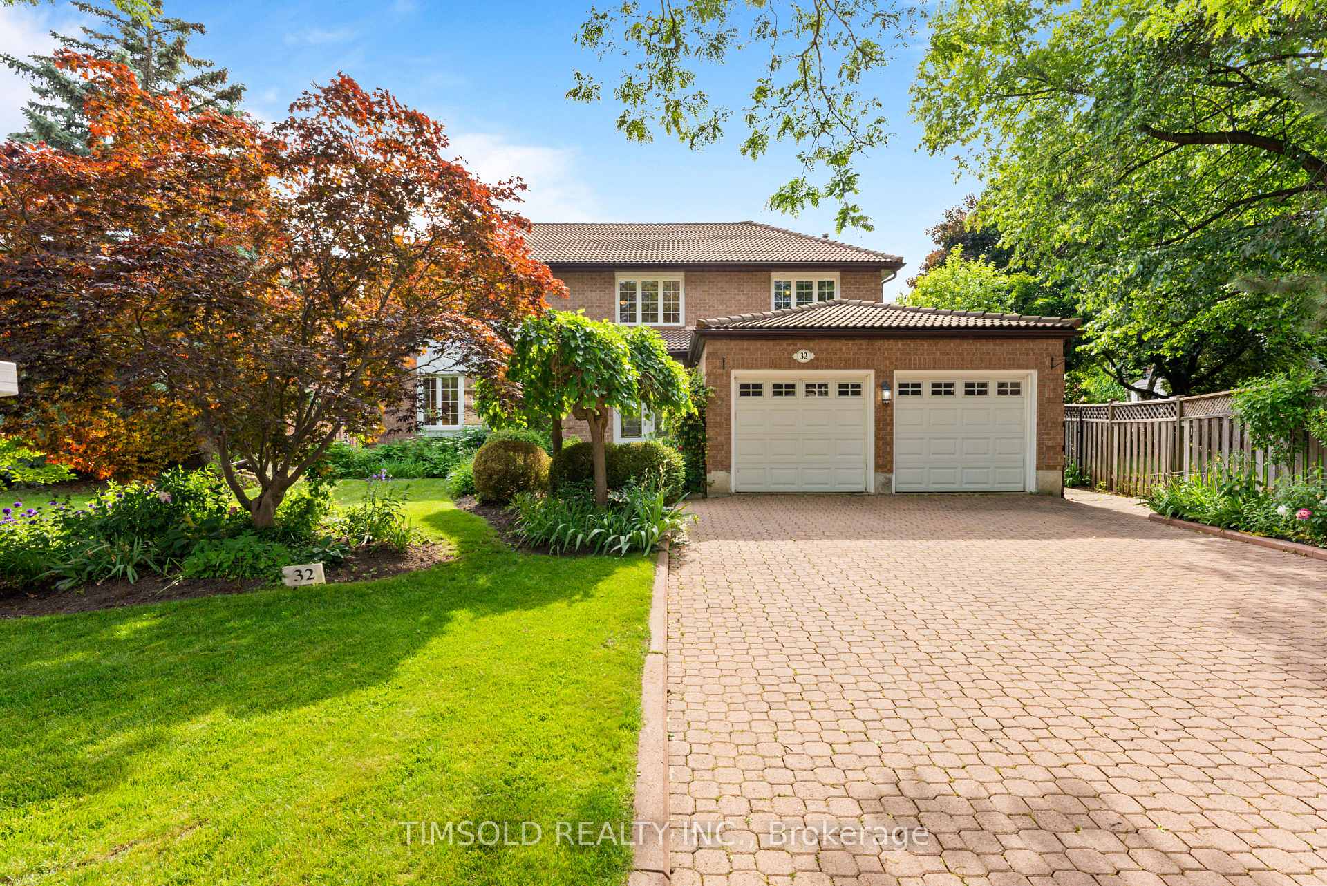 Photo 1 of 32 Addington Square, Markham, Unionville — HOMEH