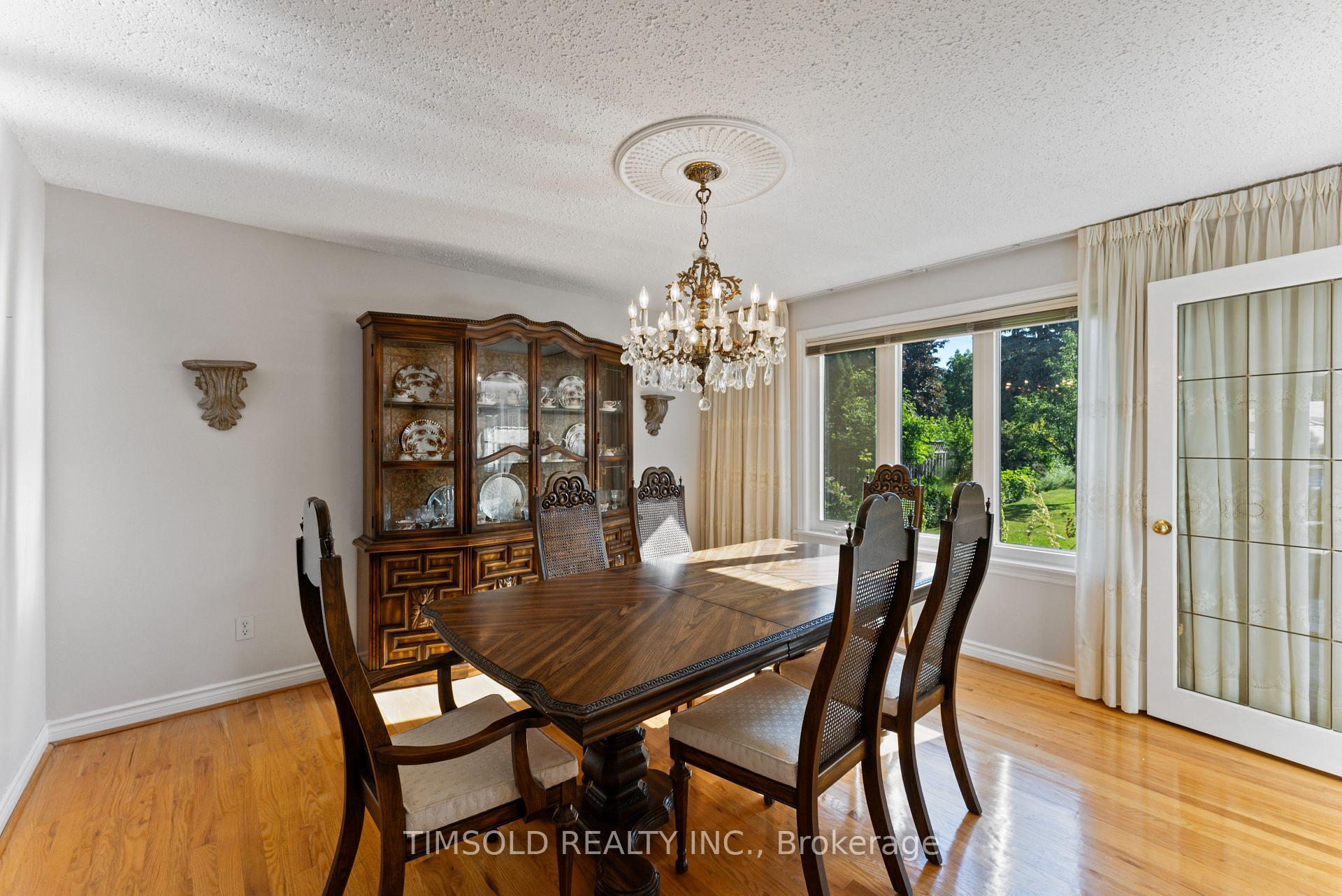 Photo 18 of 32 Addington Square, Markham, Unionville — HOMEH