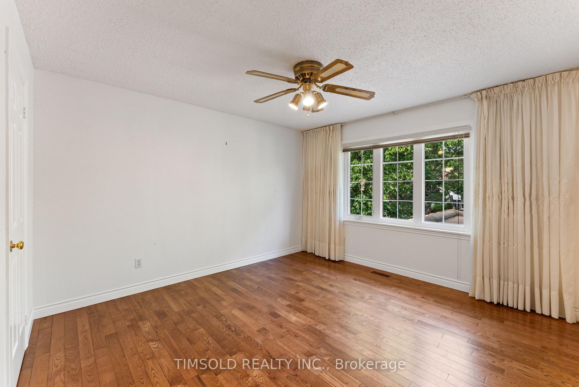 Photo 25 of 32 Addington Square, Markham, Unionville — HOMEH