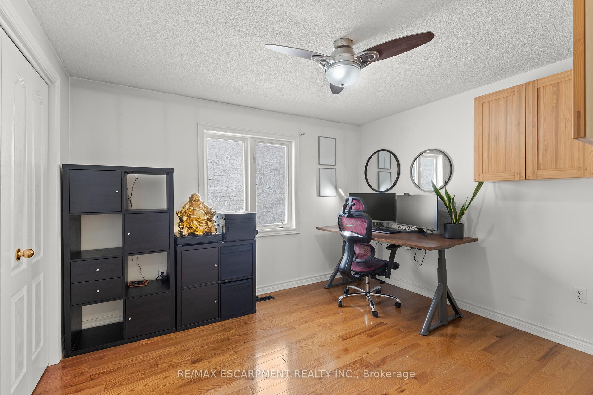 Photo 27 of 12 Strathroy Crescent, Hamilton, Waterdown — HOMEH
