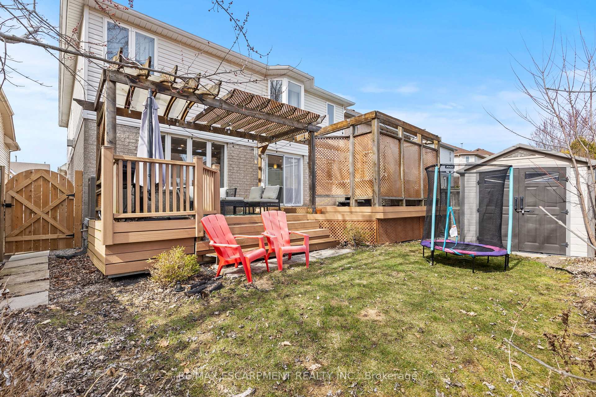 Photo 38 of 12 Strathroy Crescent, Hamilton, Waterdown — HOMEH