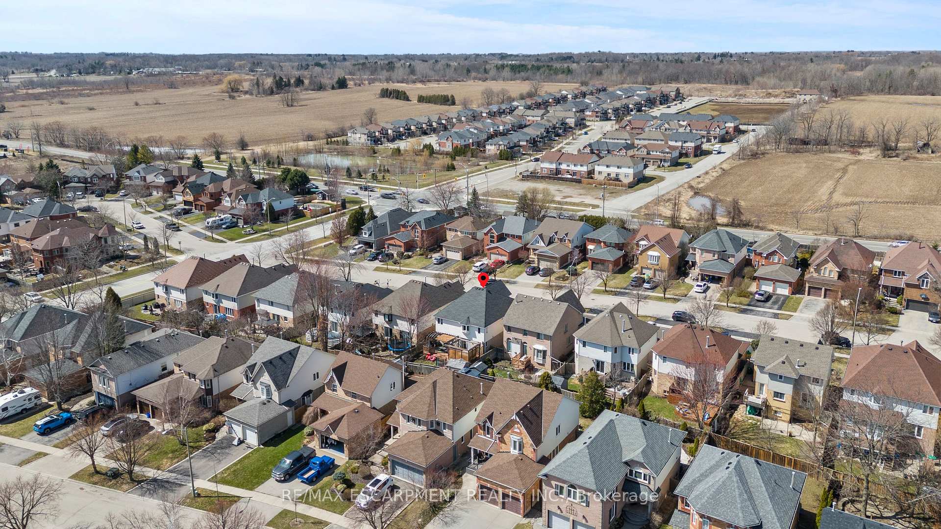 Photo 48 of 12 Strathroy Crescent, Hamilton, Waterdown — HOMEH