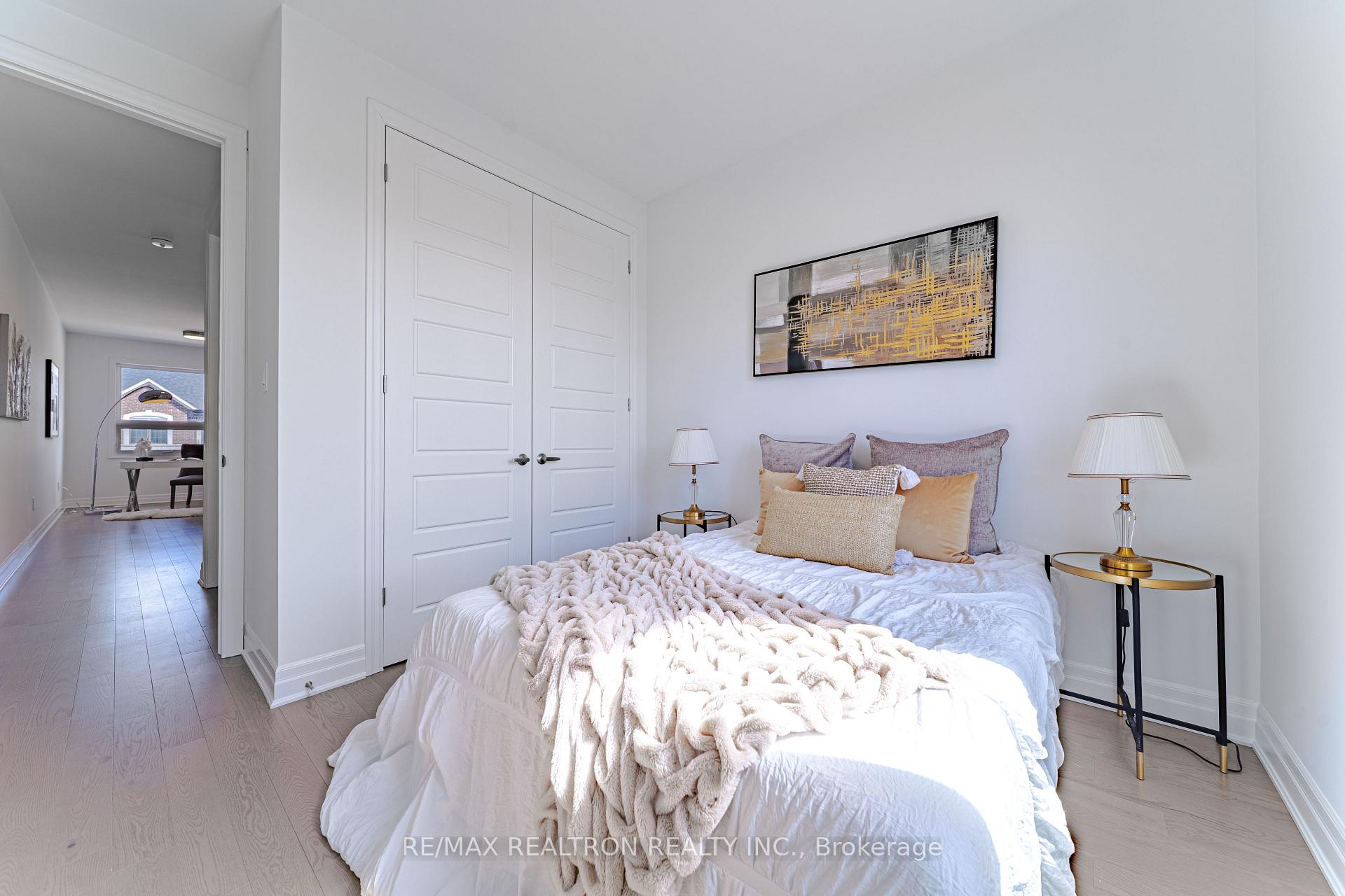 Photo 35 of 63 Greenridge Crescent, Markham, Victoria Square — HOMEH