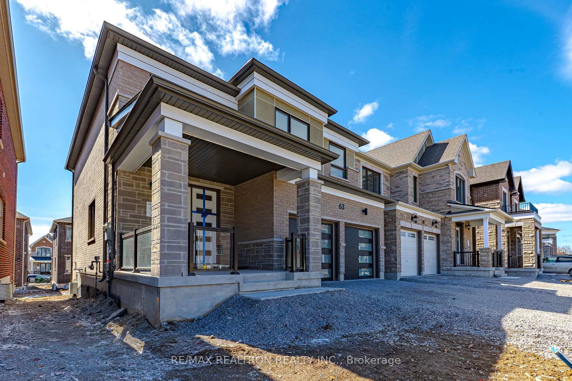 Photo 44 of 63 Greenridge Crescent, Markham, Victoria Square — HOMEH
