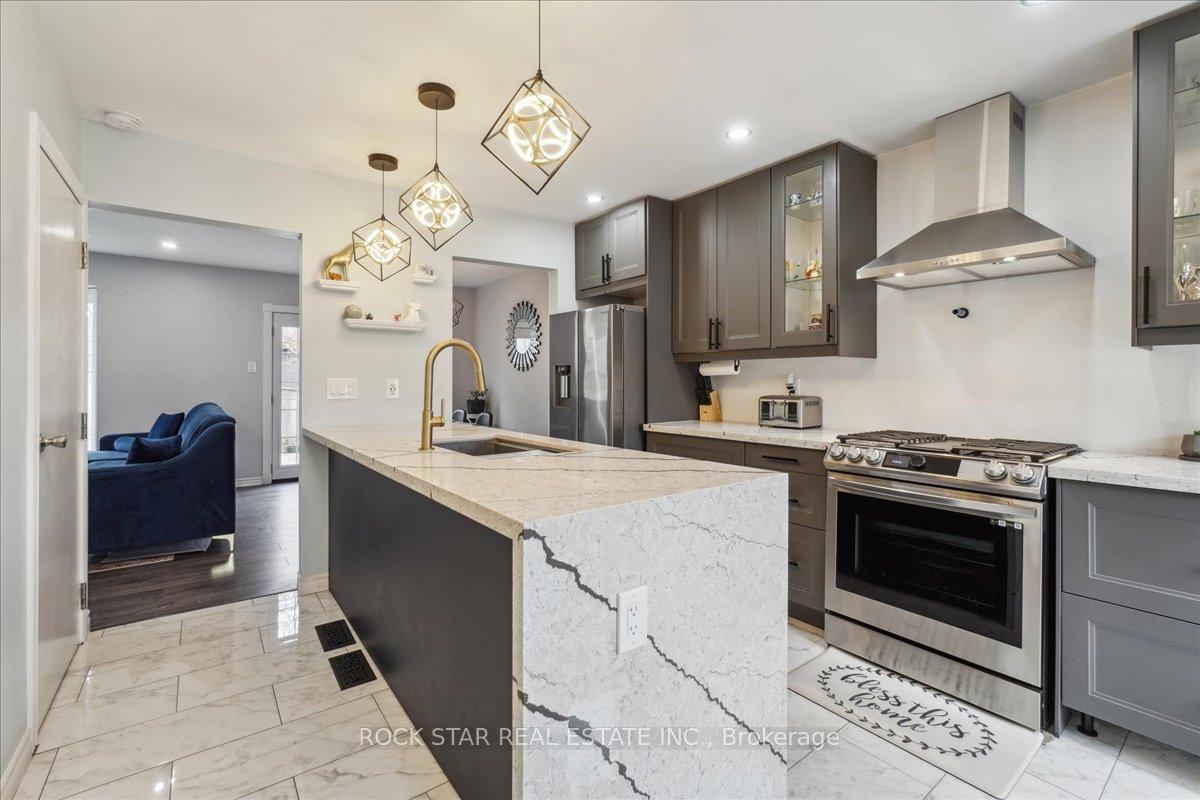Photo 5 of 141 Ironwood Road, Guelph, Kortright West — HOMEH
