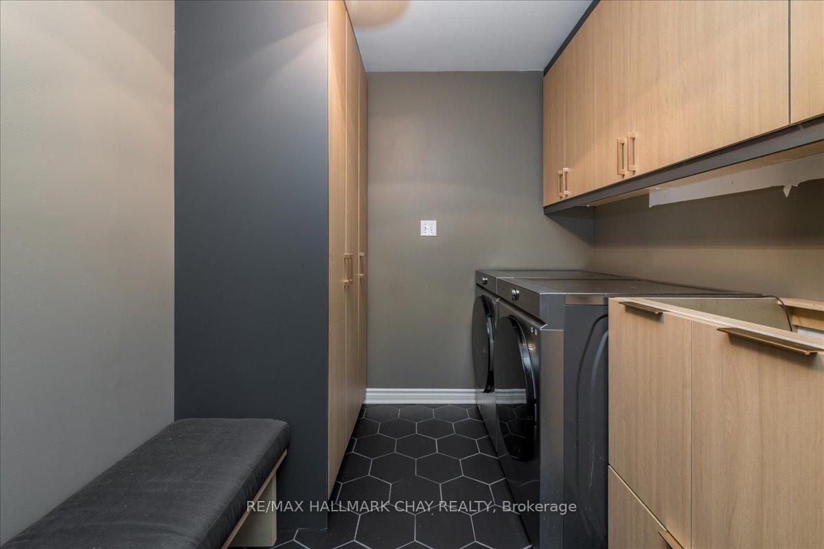Photo 5 of 73 Nicklaus Drive, Barrie, East Bayfield — HOMEH
