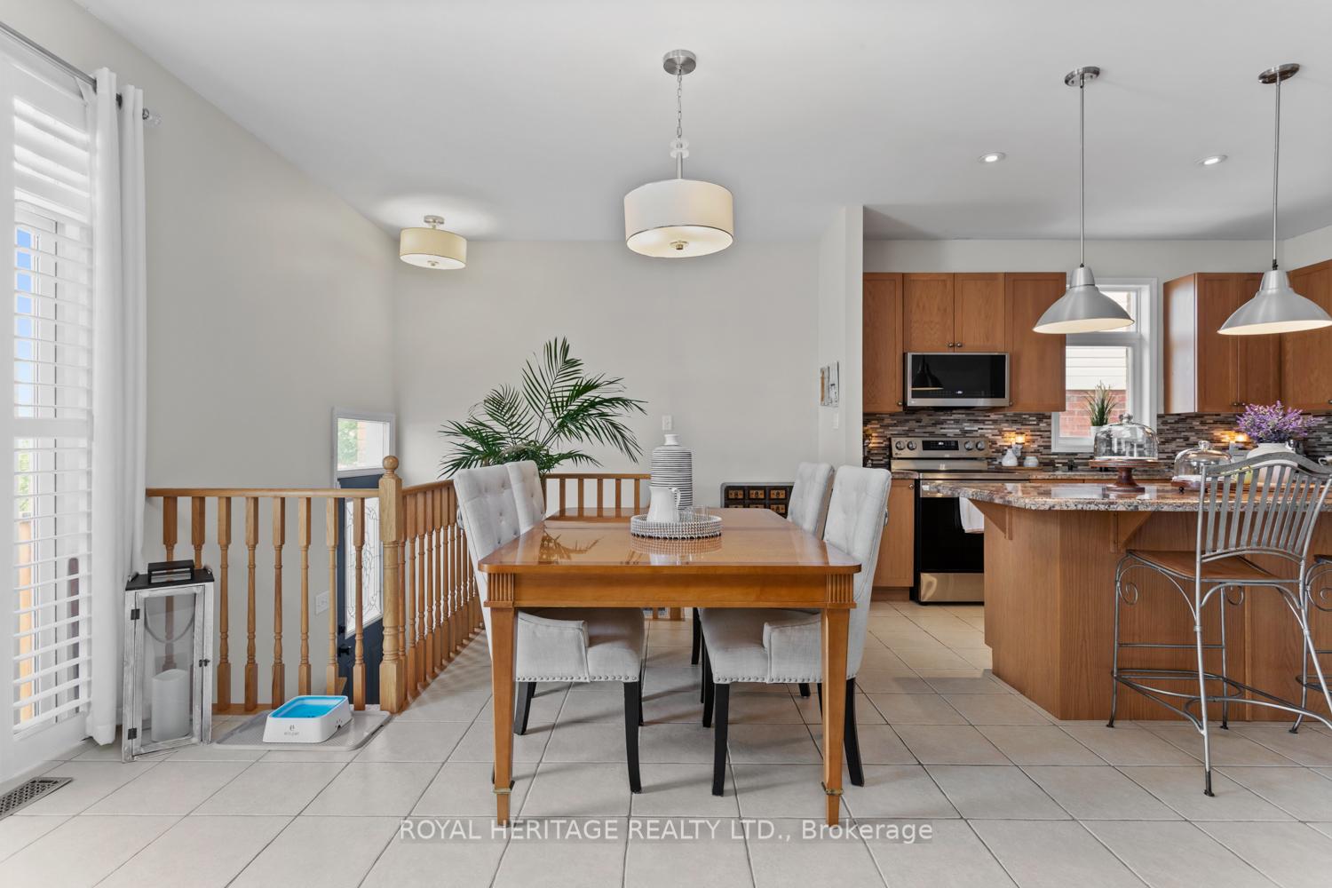 Photo 9 of 11 Piper Crescent, Clarington, Bowmanville — HOMEH