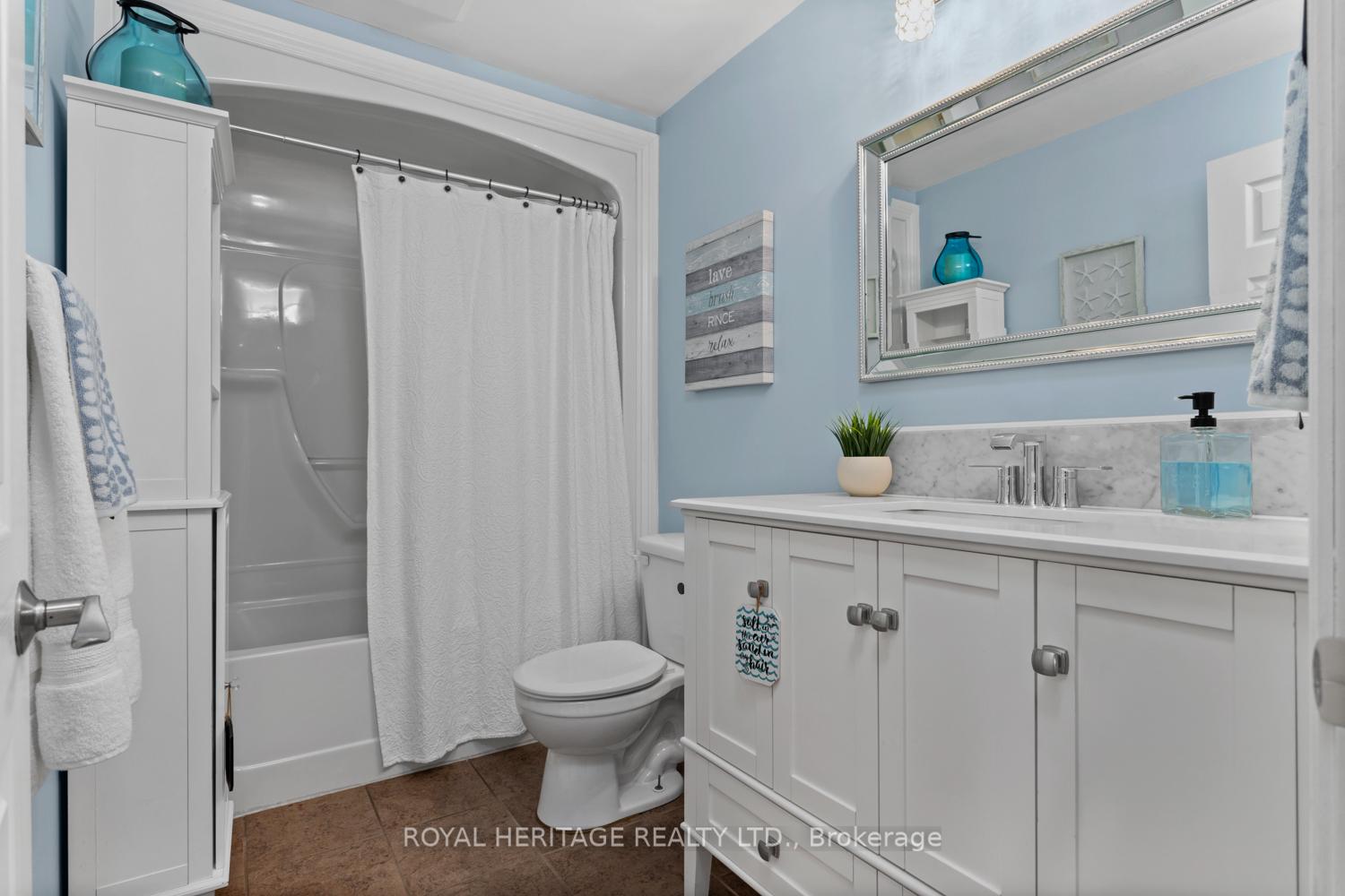Photo 17 of 11 Piper Crescent, Clarington, Bowmanville — HOMEH