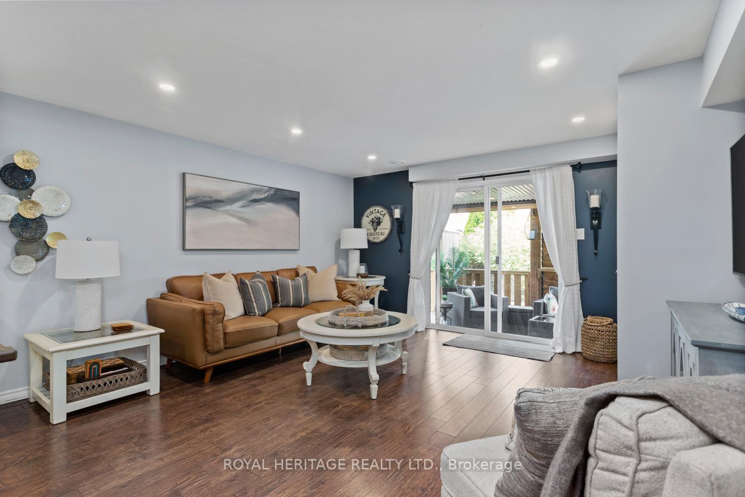 Photo 18 of 11 Piper Crescent, Clarington, Bowmanville — HOMEH