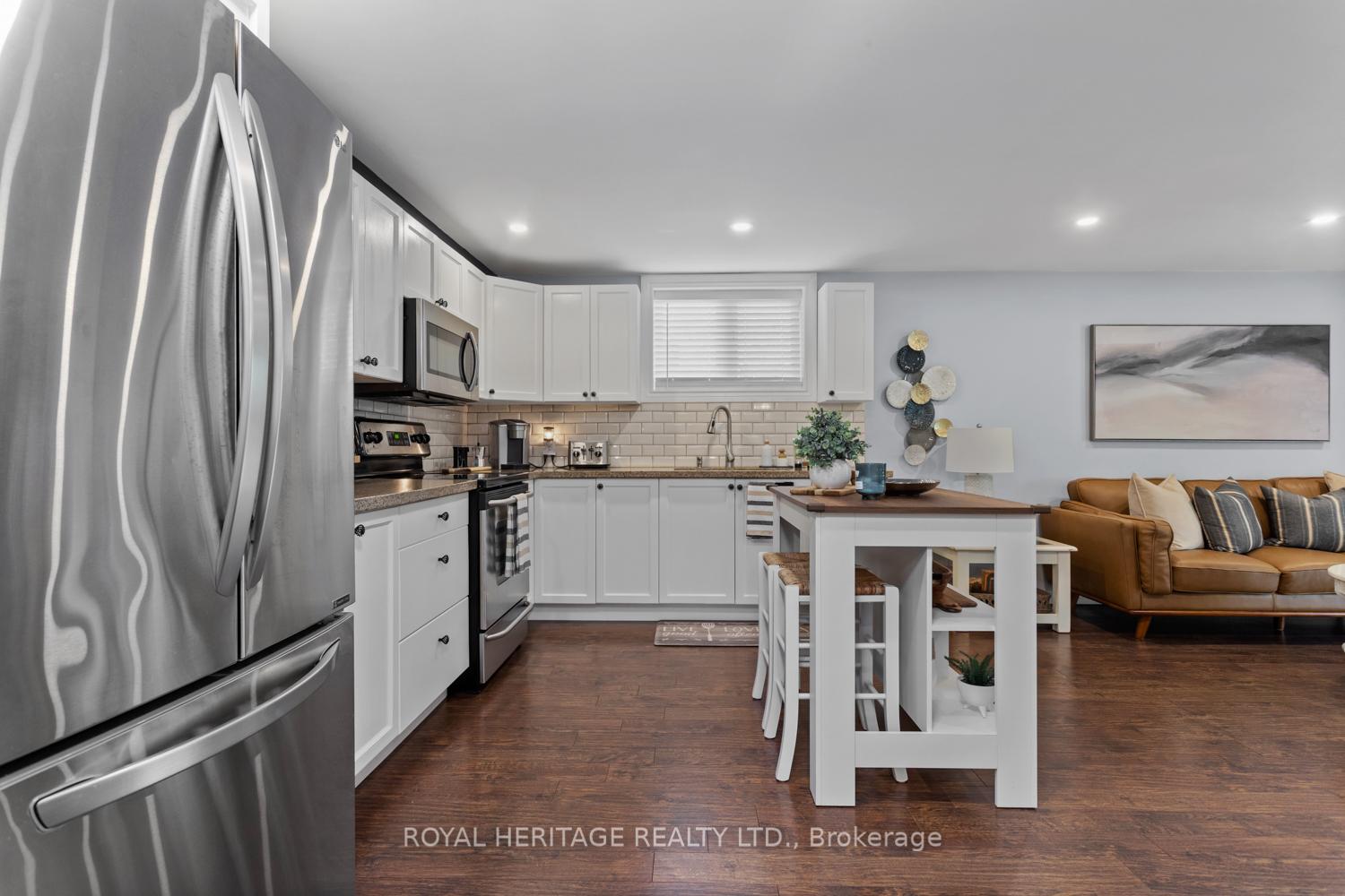 Photo 20 of 11 Piper Crescent, Clarington, Bowmanville — HOMEH
