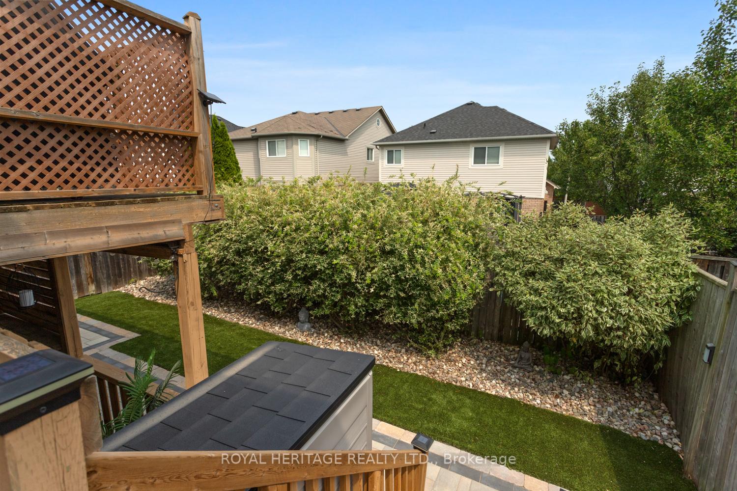 Photo 33 of 11 Piper Crescent, Clarington, Bowmanville — HOMEH