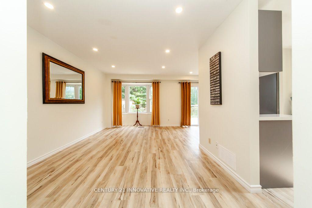 Photo 4 of 1 Prout Drive, Clarington, Bowmanville — HOMEH