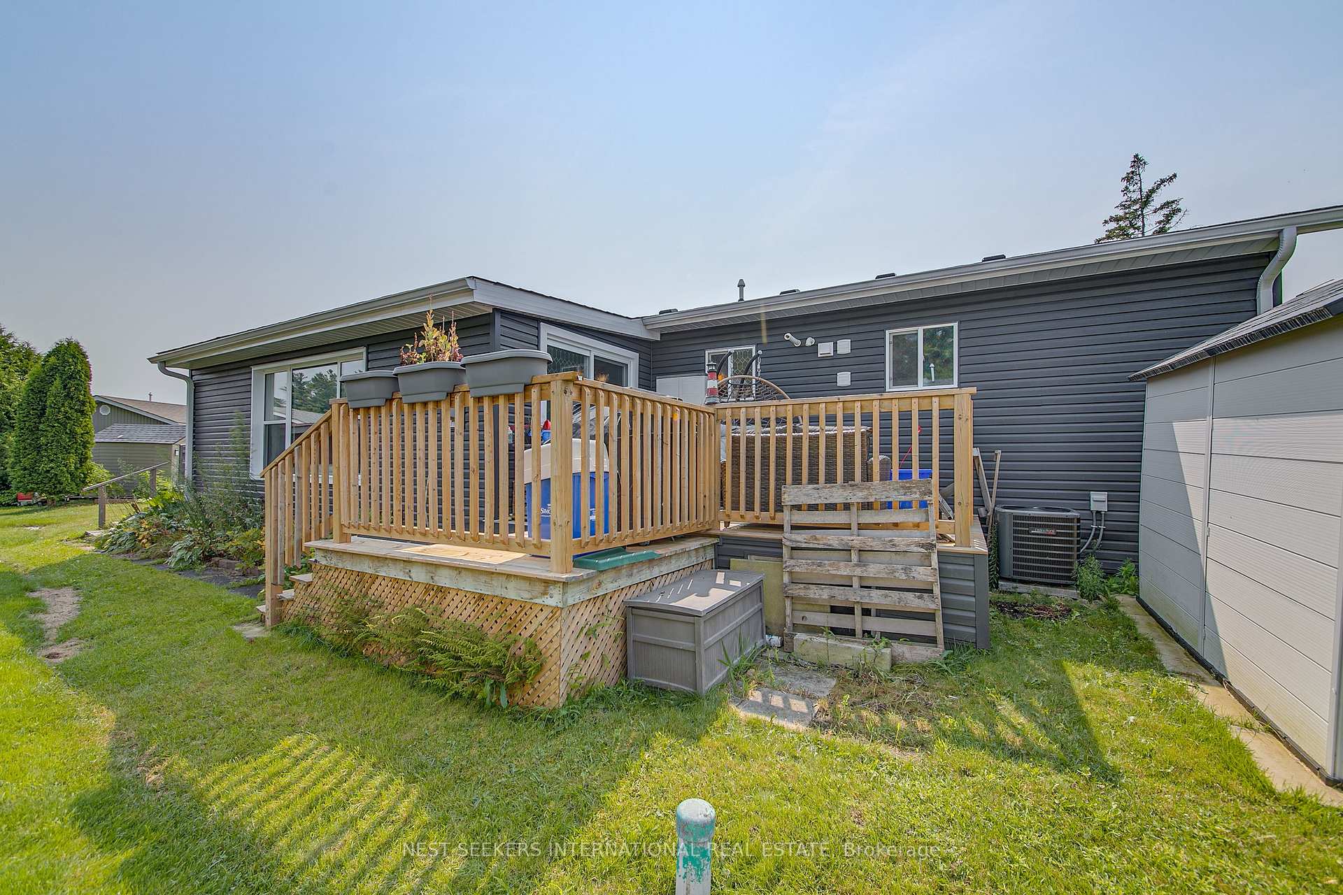Photo 27 of 16 Sunset Drive, Innisfil, Rural Innisfil — HOMEH