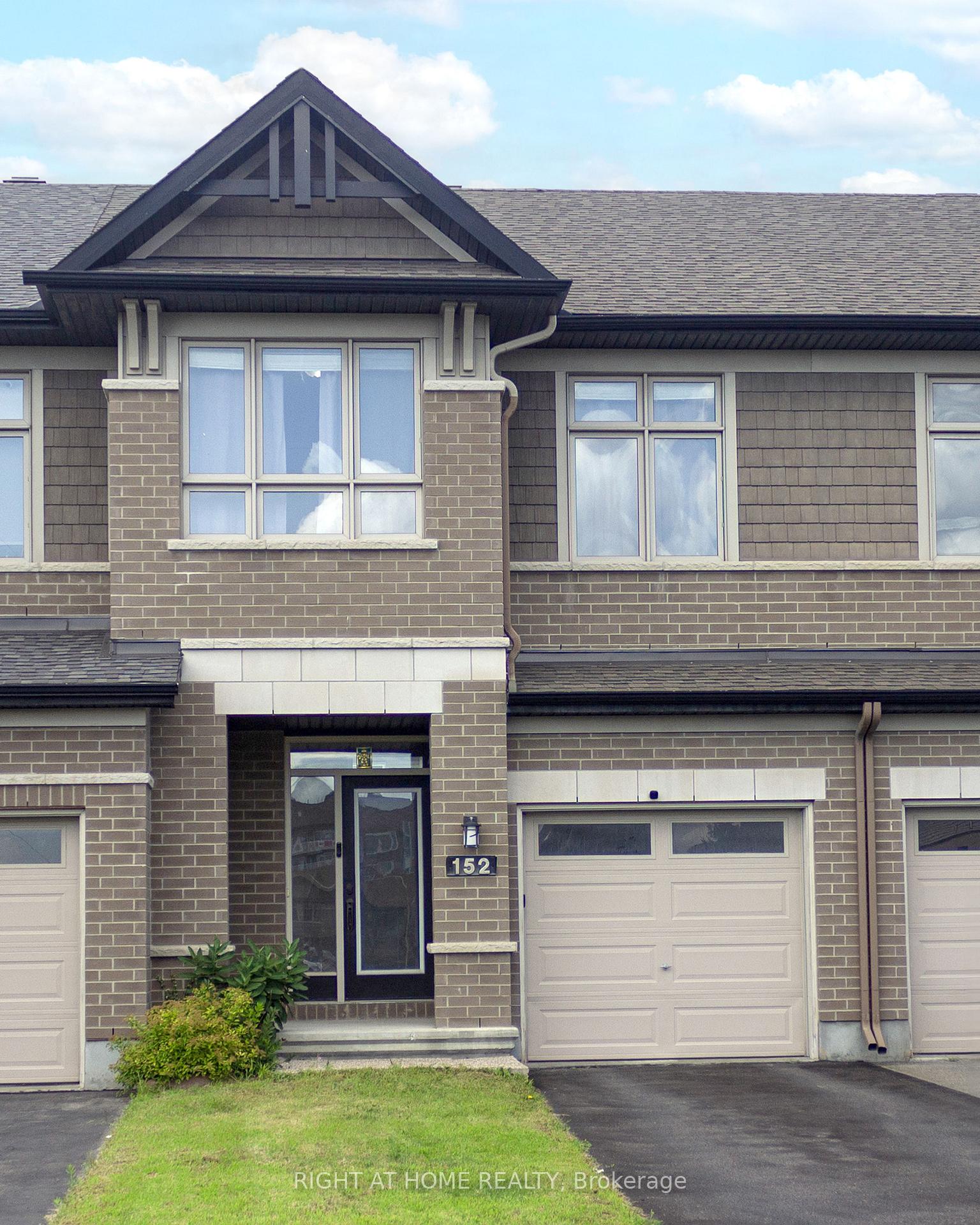 Front of 152 Popplewell Crescent