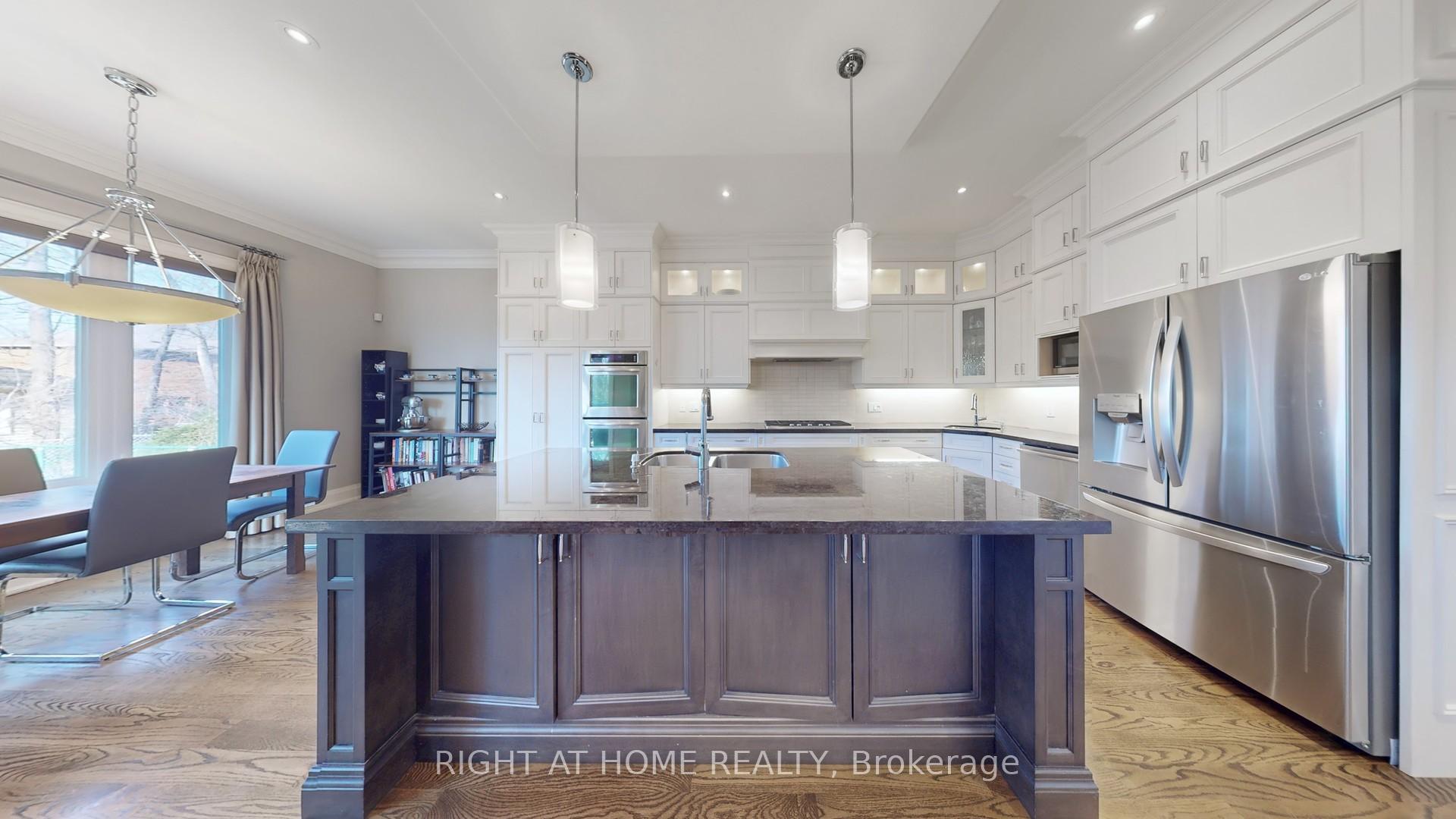 Photo 6 of 84 Roberta Drive, Toronto, Englemount-Lawrence — HOMEH