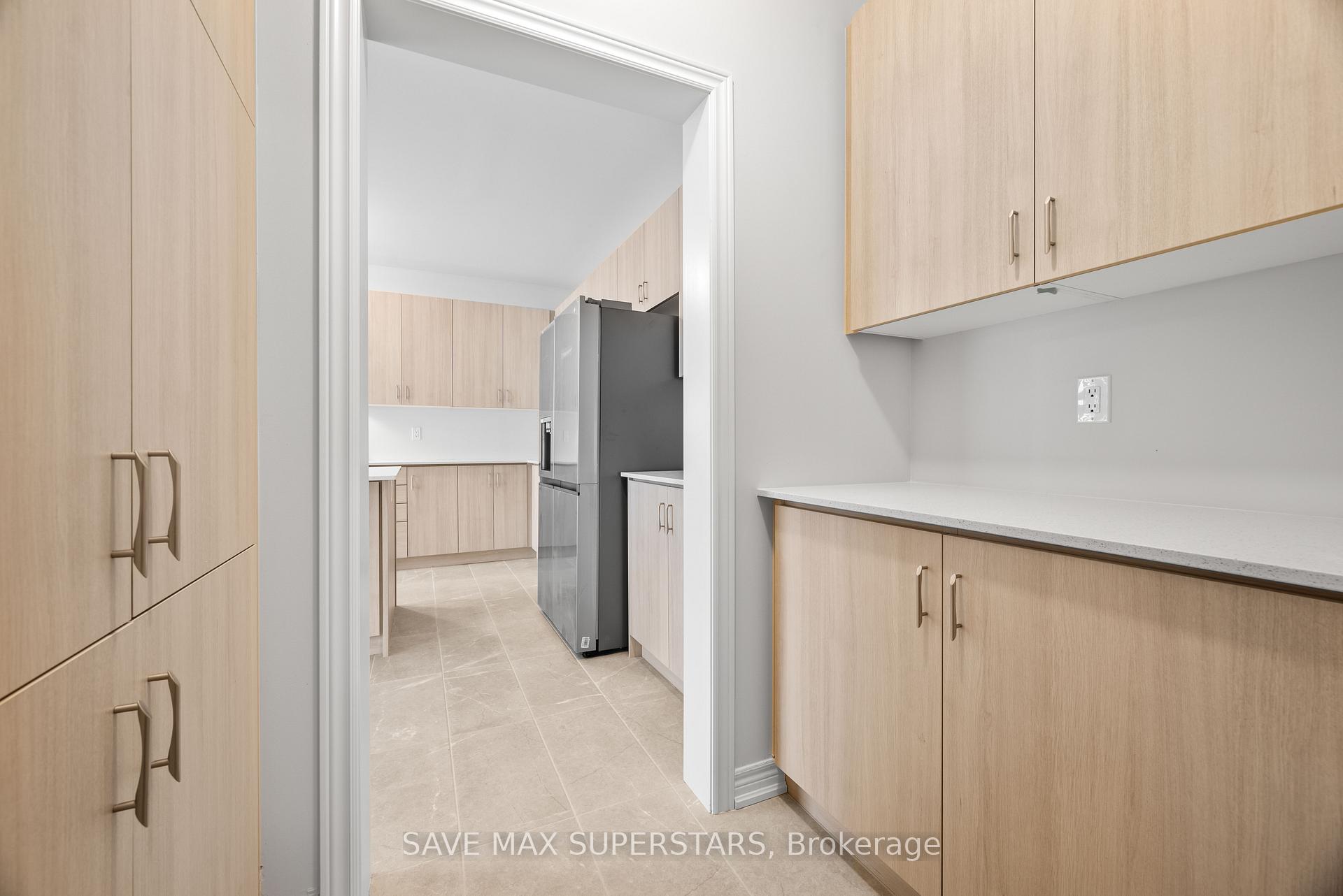 Photo 14 of 1441 Davis loop Circle, Innisfil, Lefroy — HOMEH