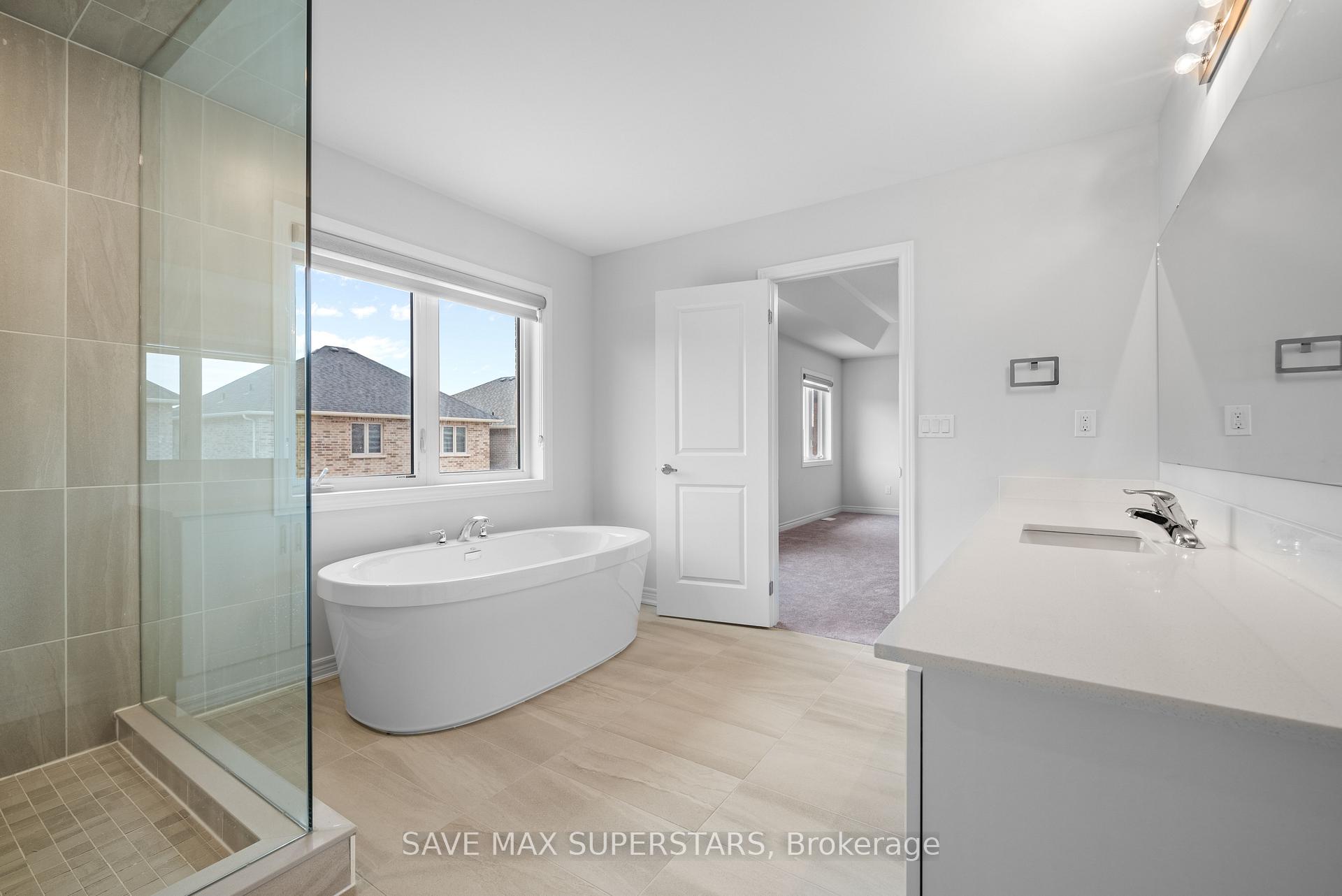 Photo 29 of 1441 Davis loop Circle, Innisfil, Lefroy — HOMEH