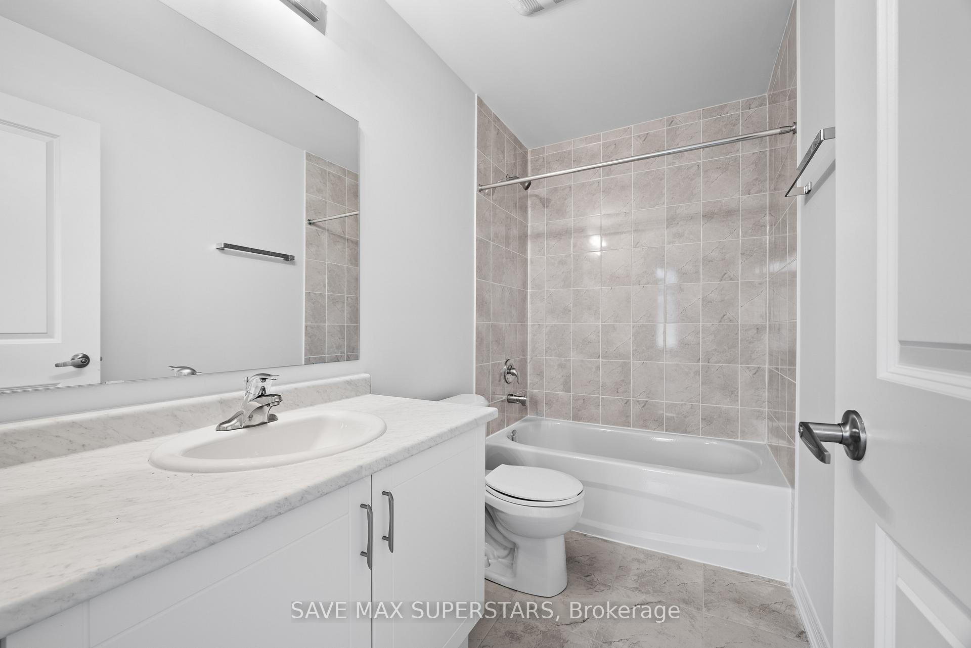 Photo 38 of 1441 Davis loop Circle, Innisfil, Lefroy — HOMEH