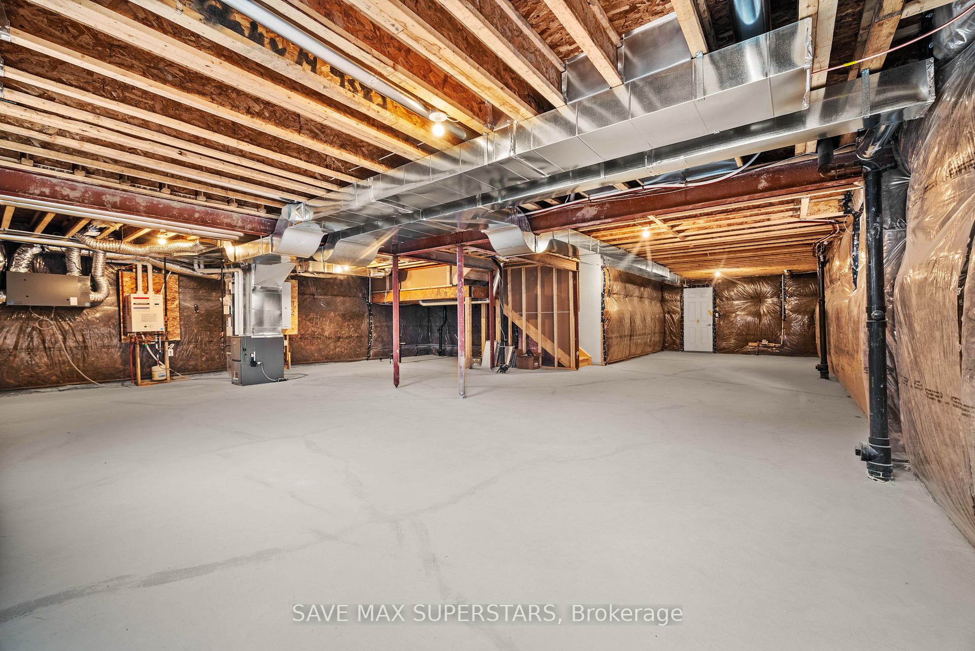 Photo 44 of 1441 Davis loop Circle, Innisfil, Lefroy — HOMEH